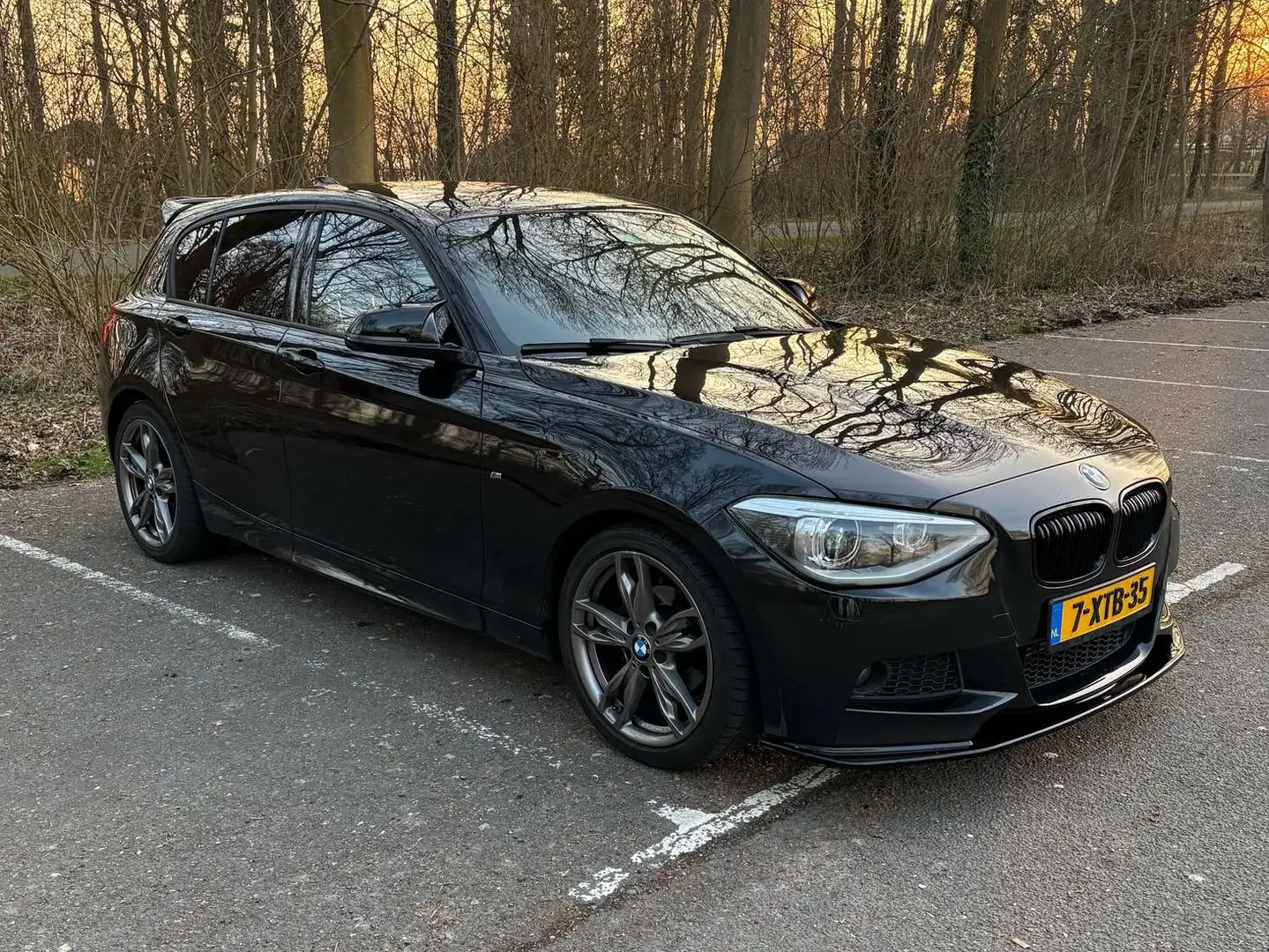 BMW 116 BMW 116i | 210PK | Apple Carplay | Keyless Entree Zwart - 2
