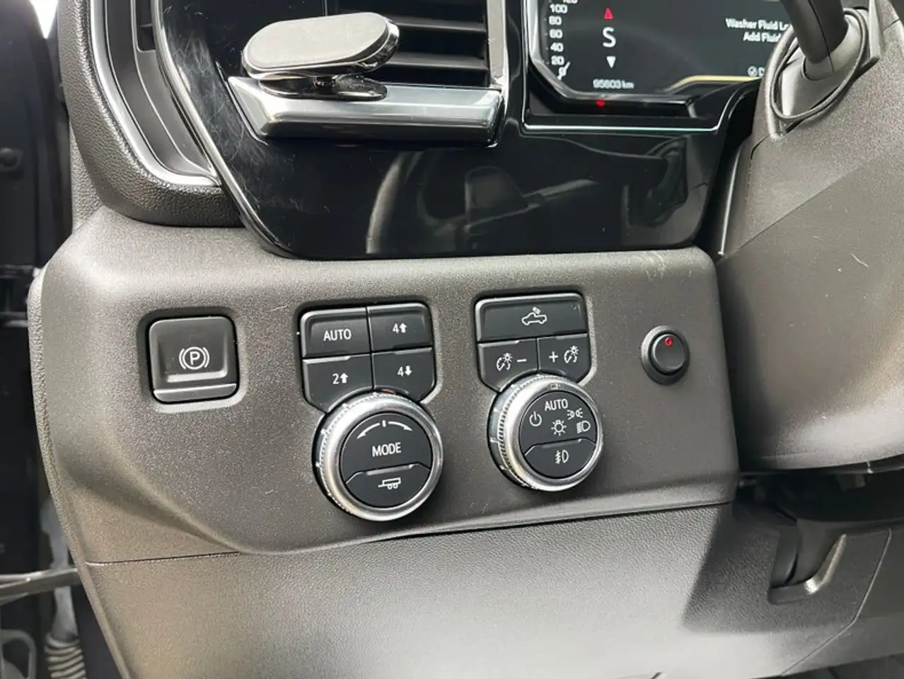 GMC Sierra 1500 photo GMC Sierra 1500