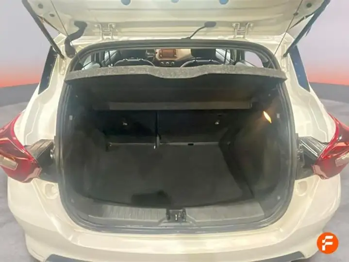 Nissan Micra IG-T E6D-F Acenta (2021) 2021, foto 23