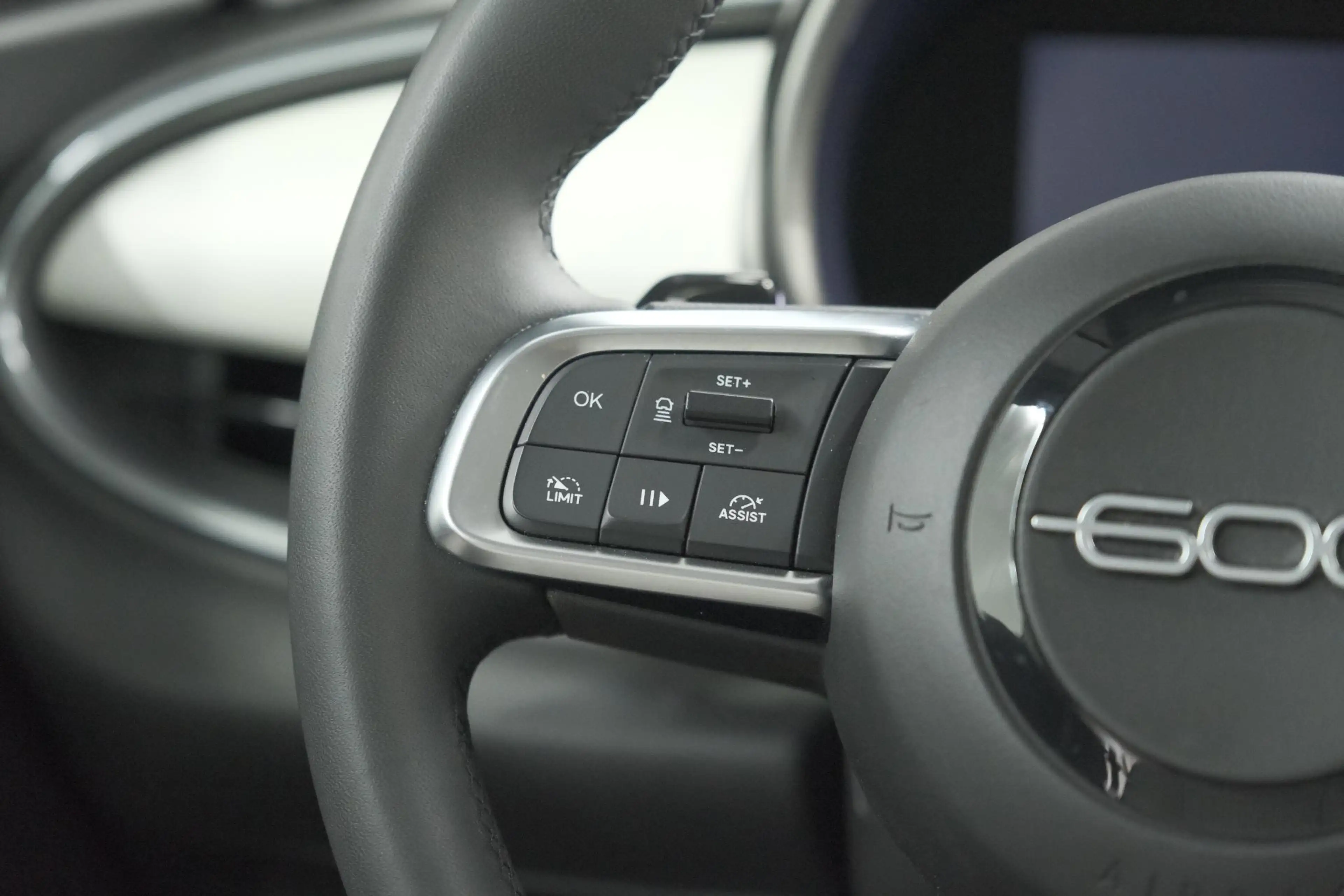 Fiat 600 1.2 Hybrid 110 La Prima | Elektrische Achterklep | — photo 3
