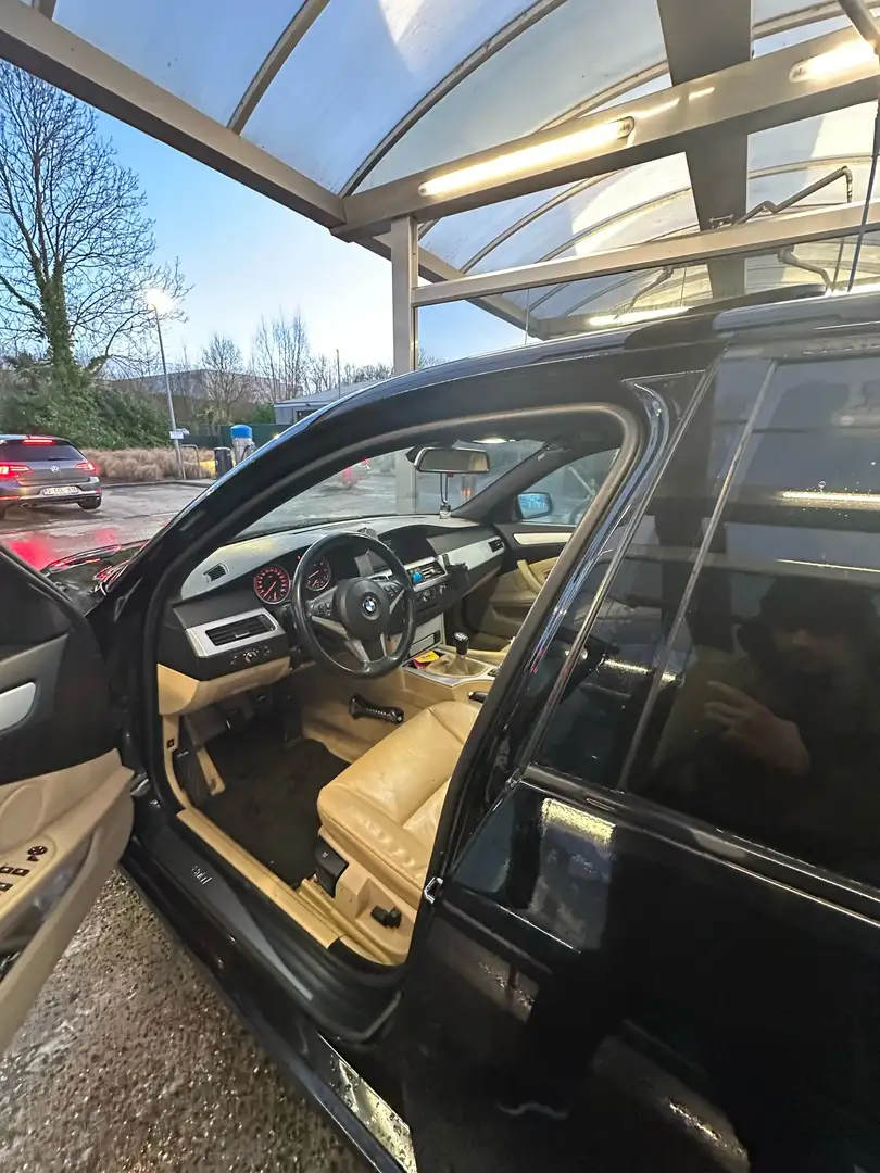 BMW 525 525i - 2