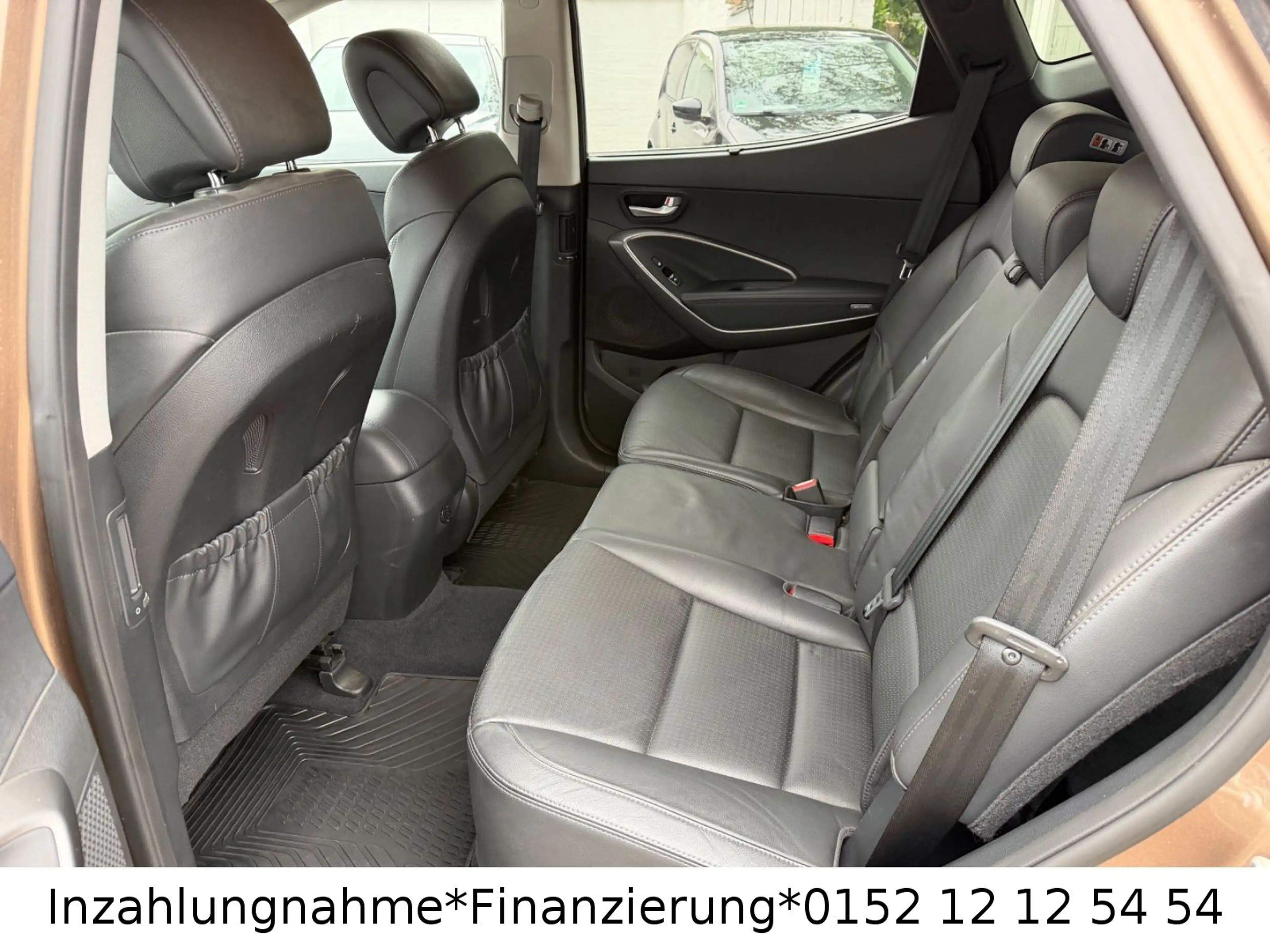 Hyundai SANTA FE Premium 4WD — photo 10