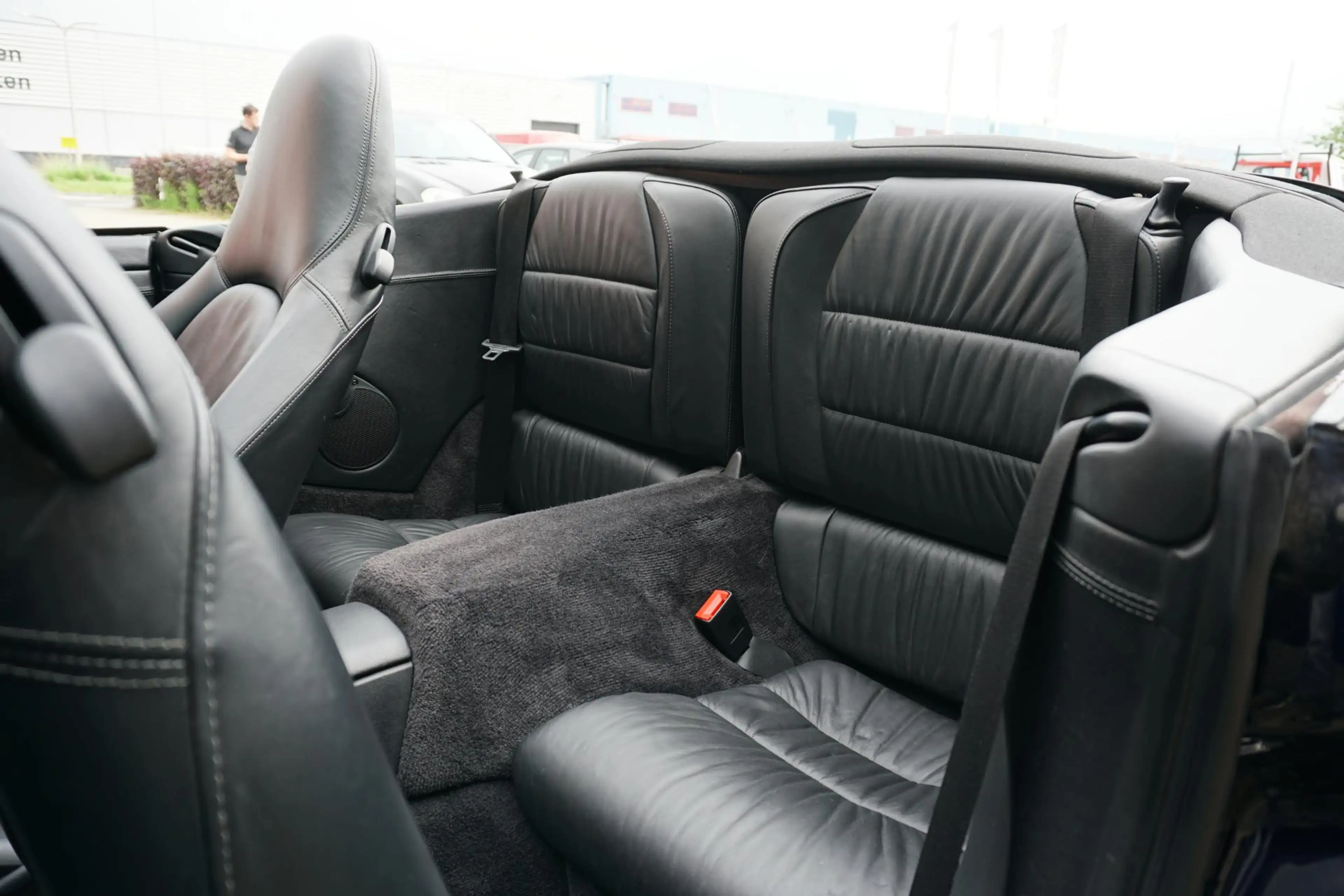 Porsche 996 Cabrio 3.6 Carrera 996.2 + HARDTOP / TIPTRONIC / B — photo 15