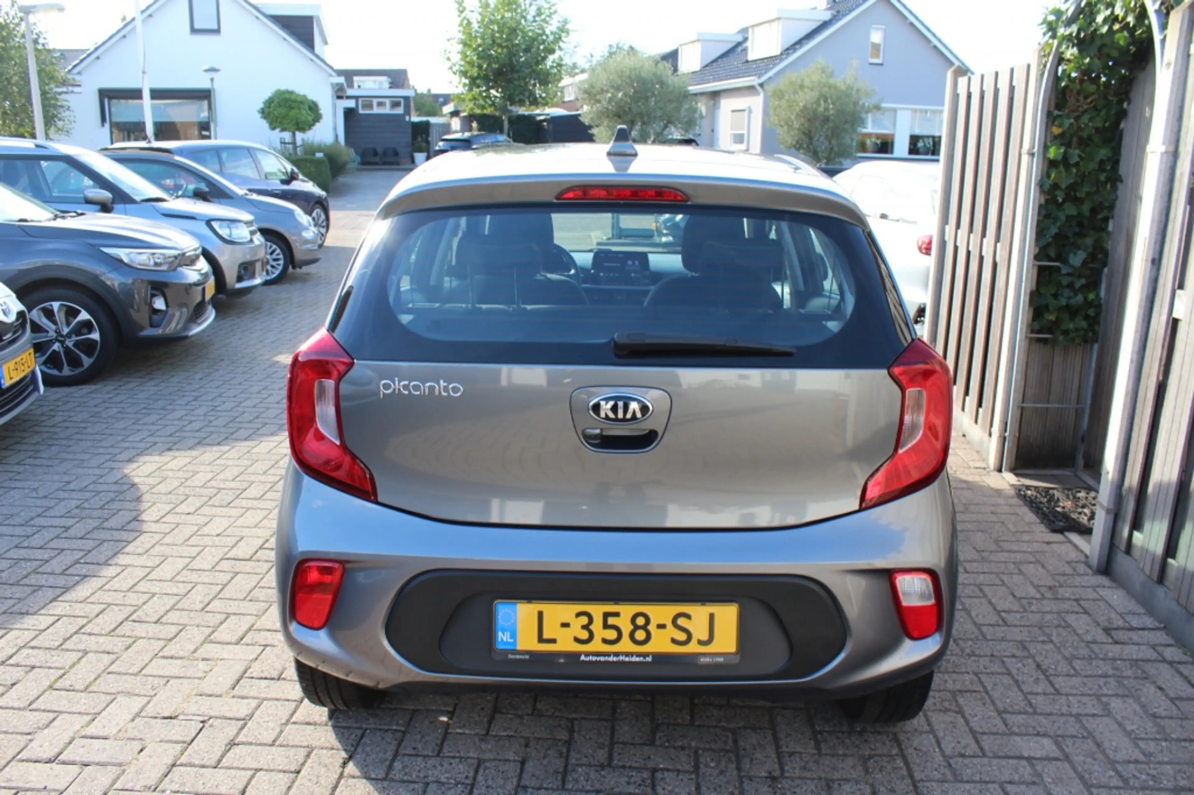Kia Picanto 1.0 DPi DynamicLine Carplay — photo 5