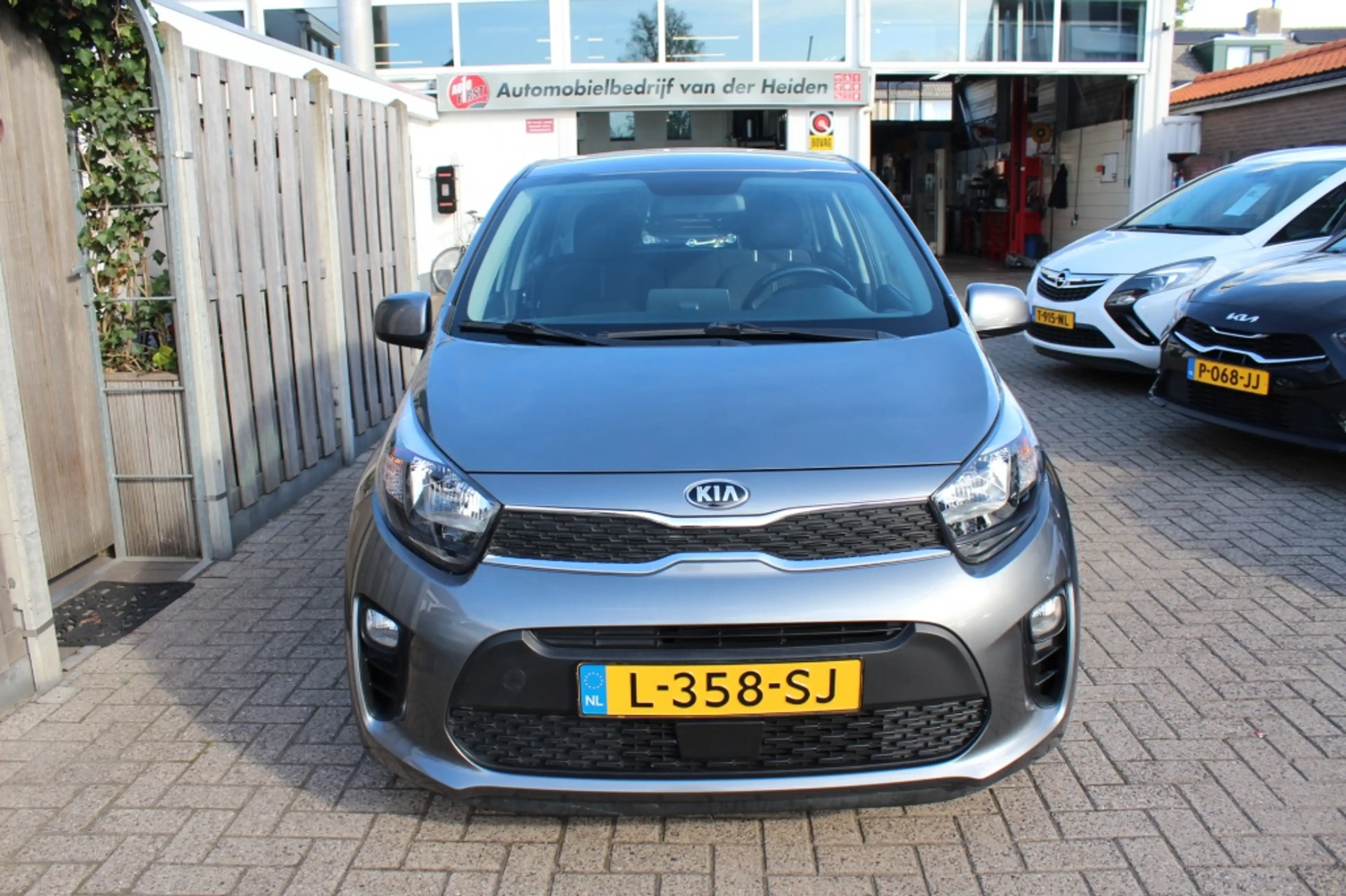 Kia Picanto 1.0 DPi DynamicLine Carplay — photo 8