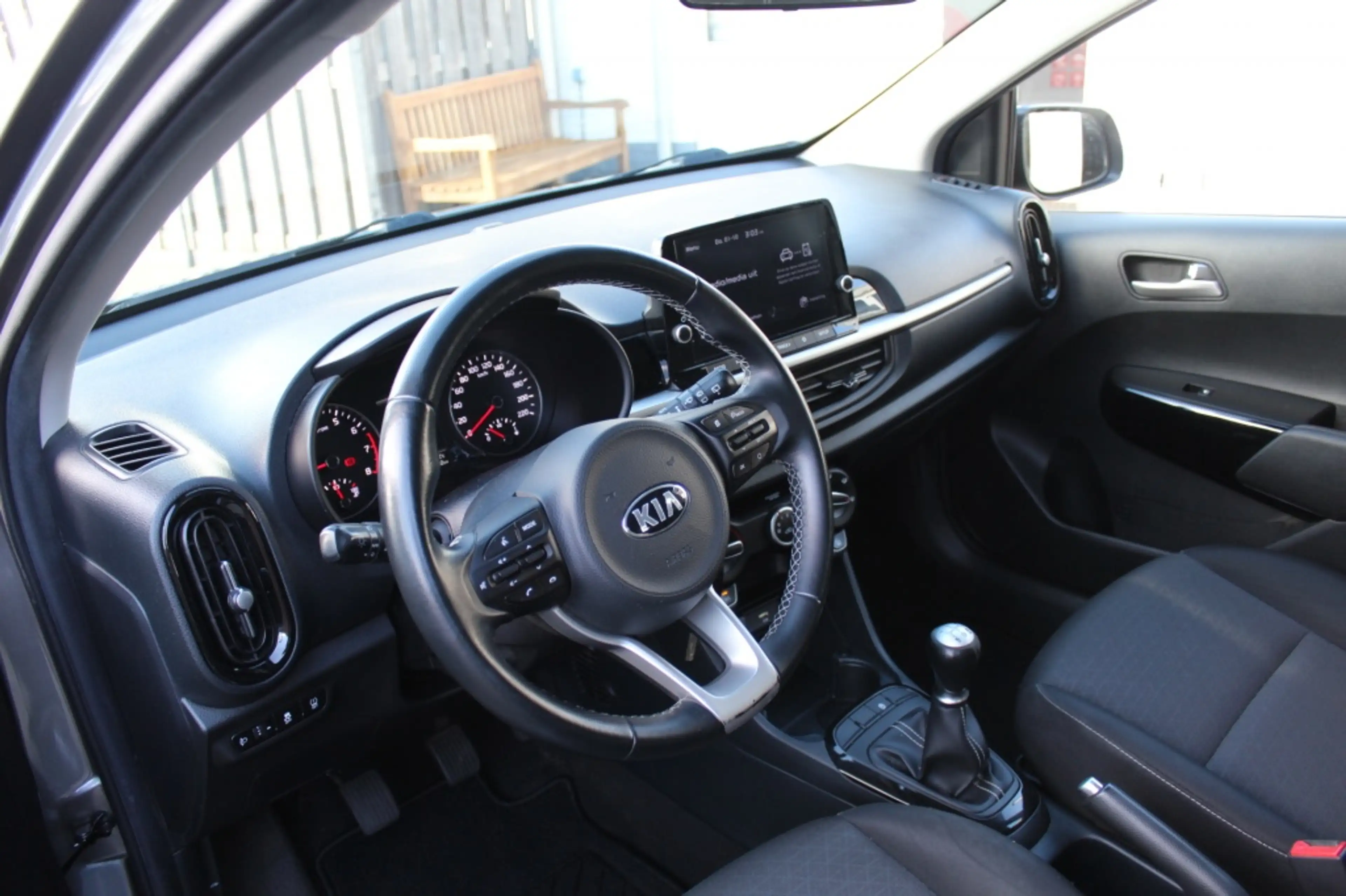 Kia Picanto 1.0 DPi DynamicLine Carplay — photo 9