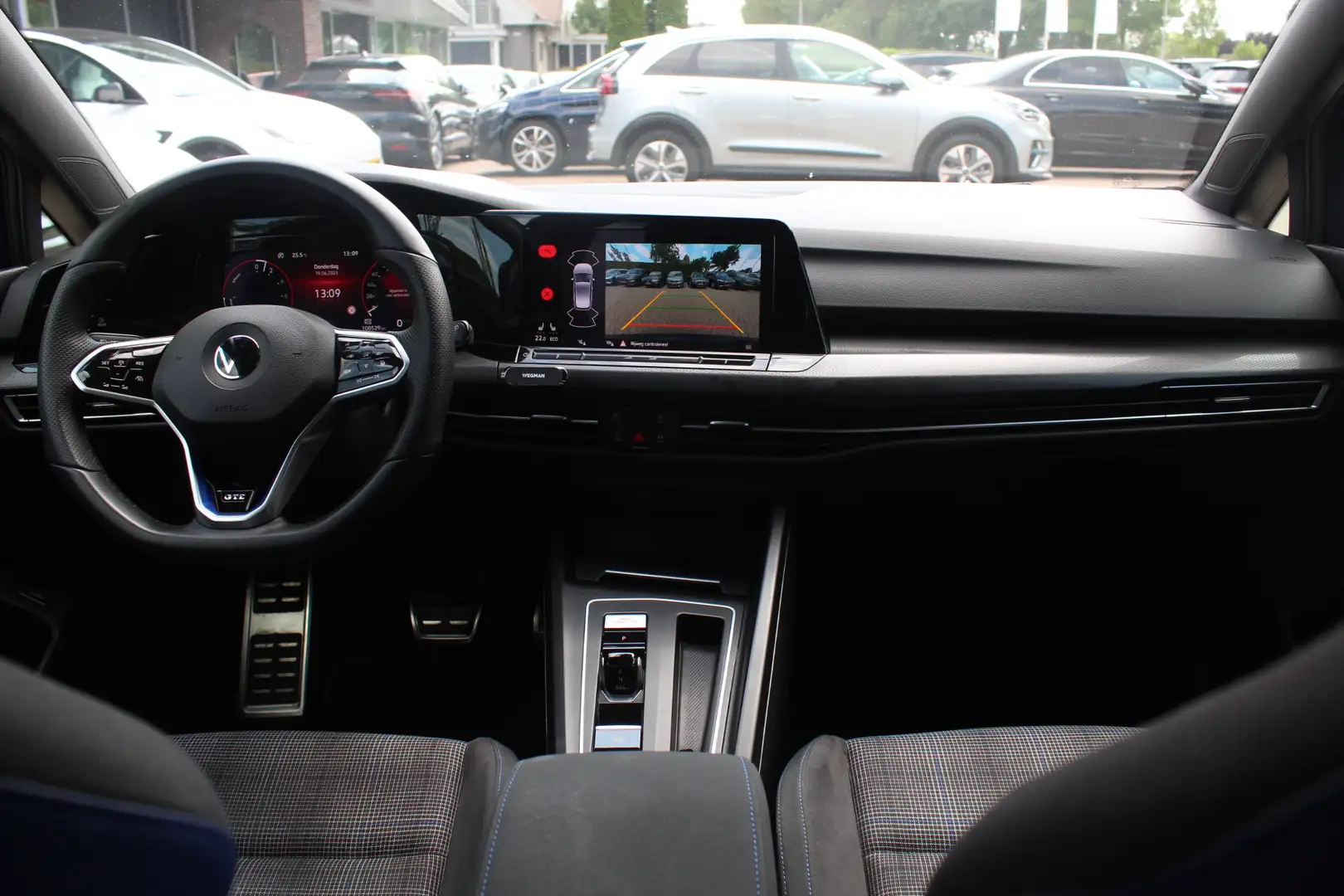 Volkswagen Golf GTE 1.4 eHybrid / Camera / Navigatie / Sfeerverlichtin Blauw - 2