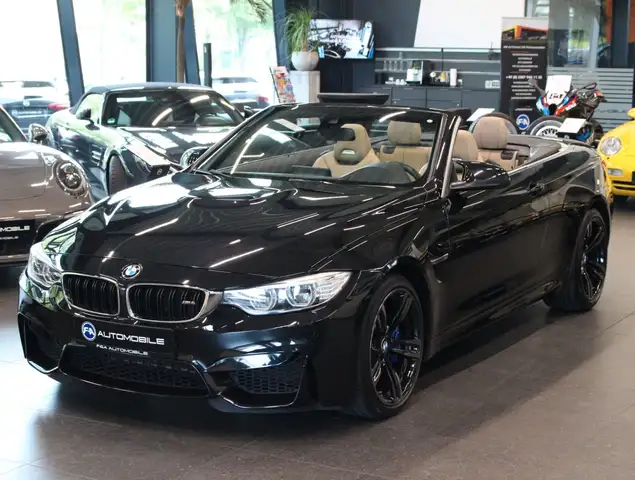 BMW M4 view 7