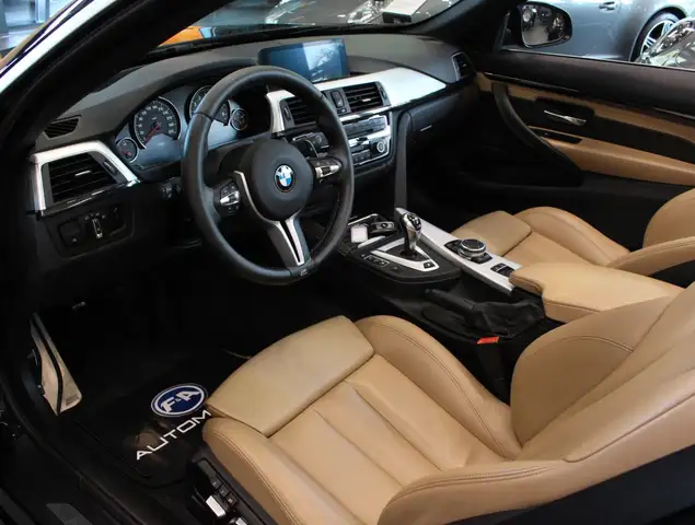 BMW M4 view 15