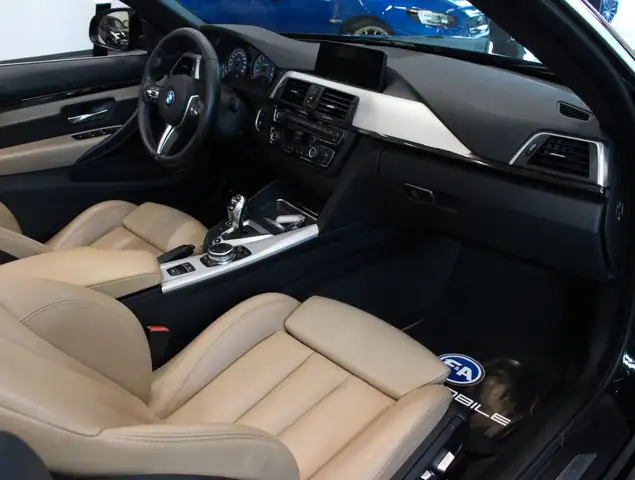BMW M4 view 12
