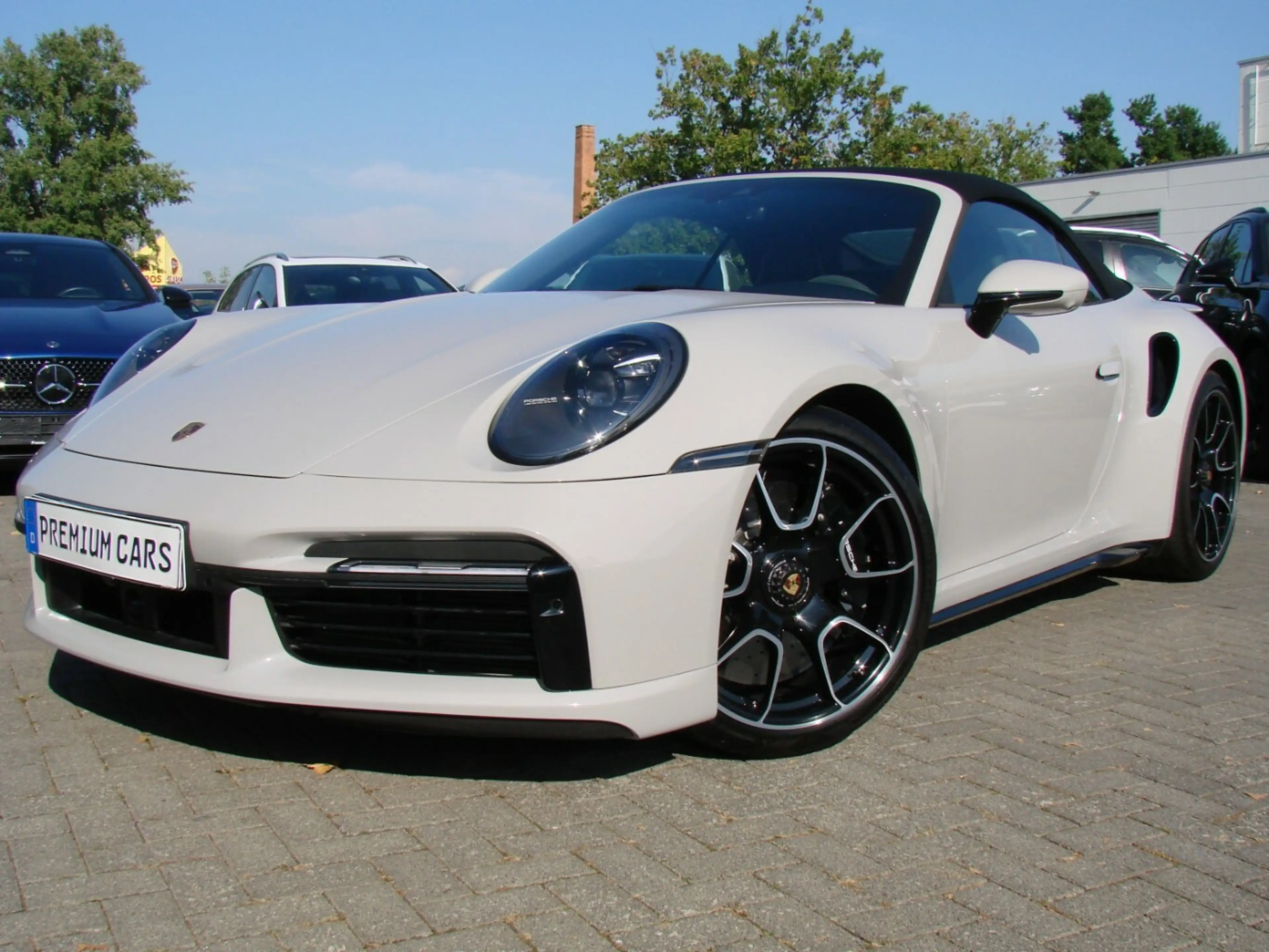 Porsche 992 Turbo S Matrix Lift ACC Burmester Keramik Memory — photo 4