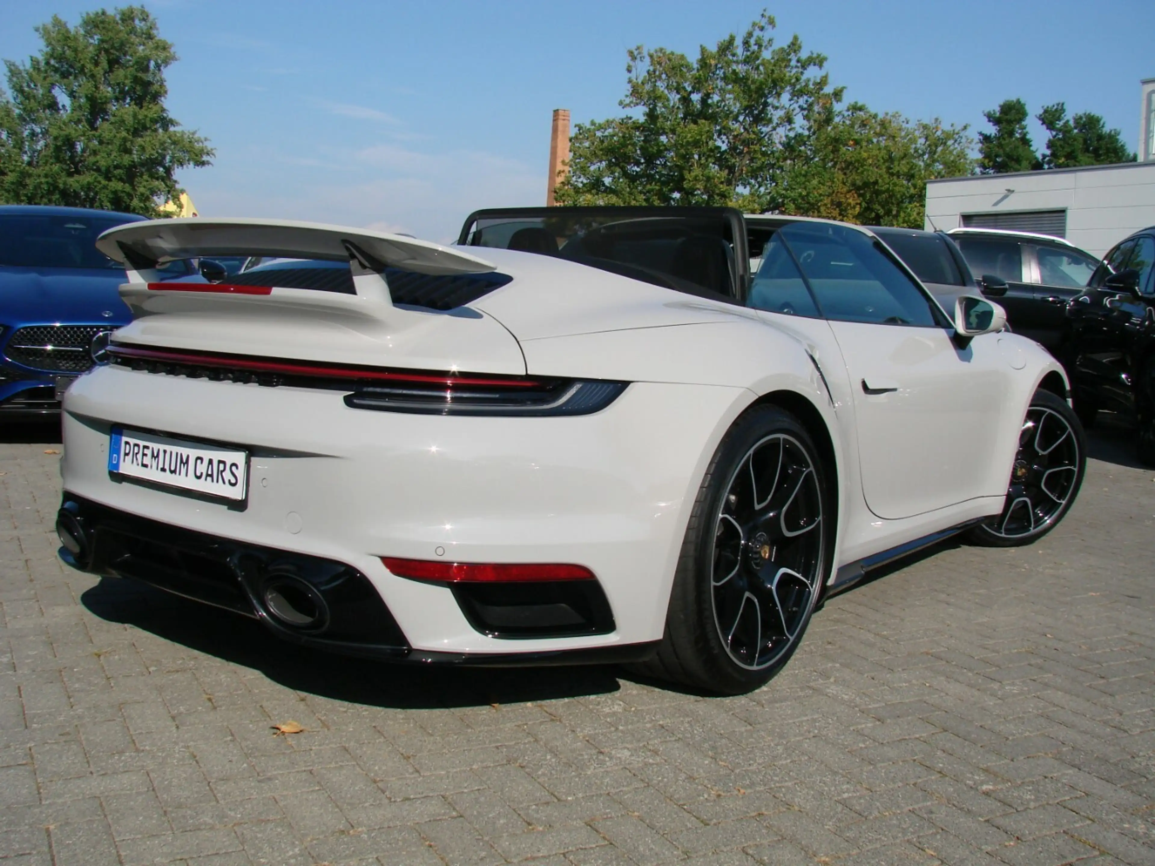 Porsche 992 Turbo S Matrix Lift ACC Burmester Keramik Memory — photo 5