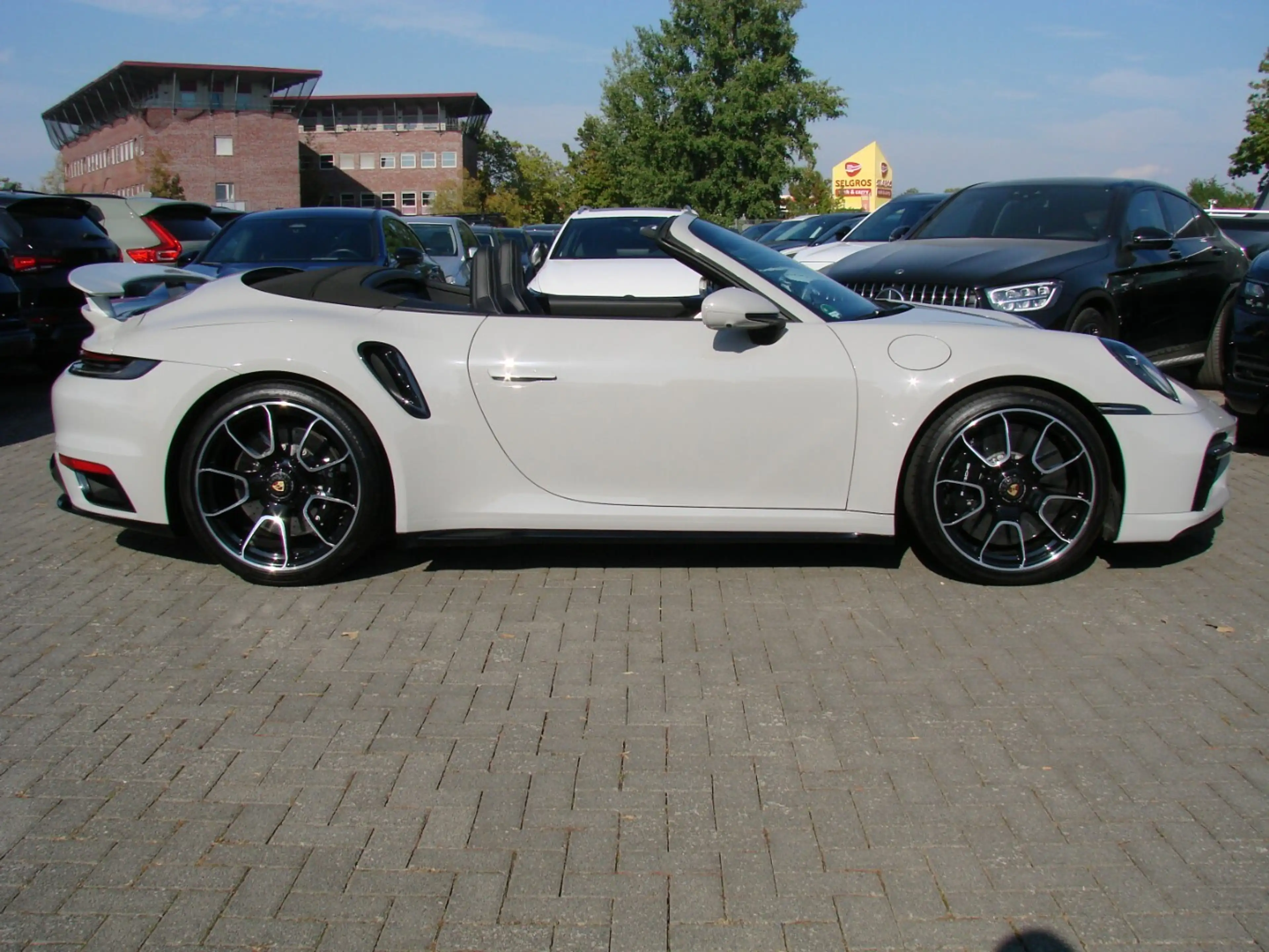 Porsche 992 Turbo S Matrix Lift ACC Burmester Keramik Memory — photo 7