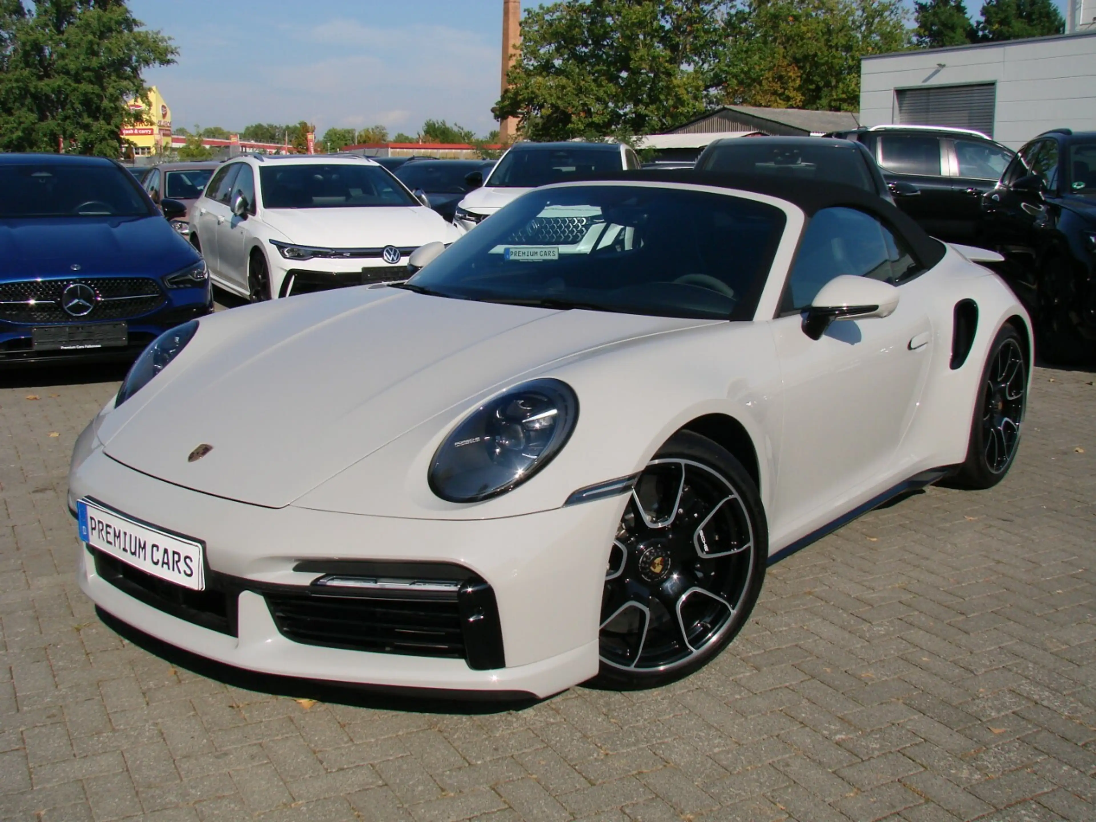 Porsche 992 Turbo S Matrix Lift ACC Burmester Keramik Memory — photo 12