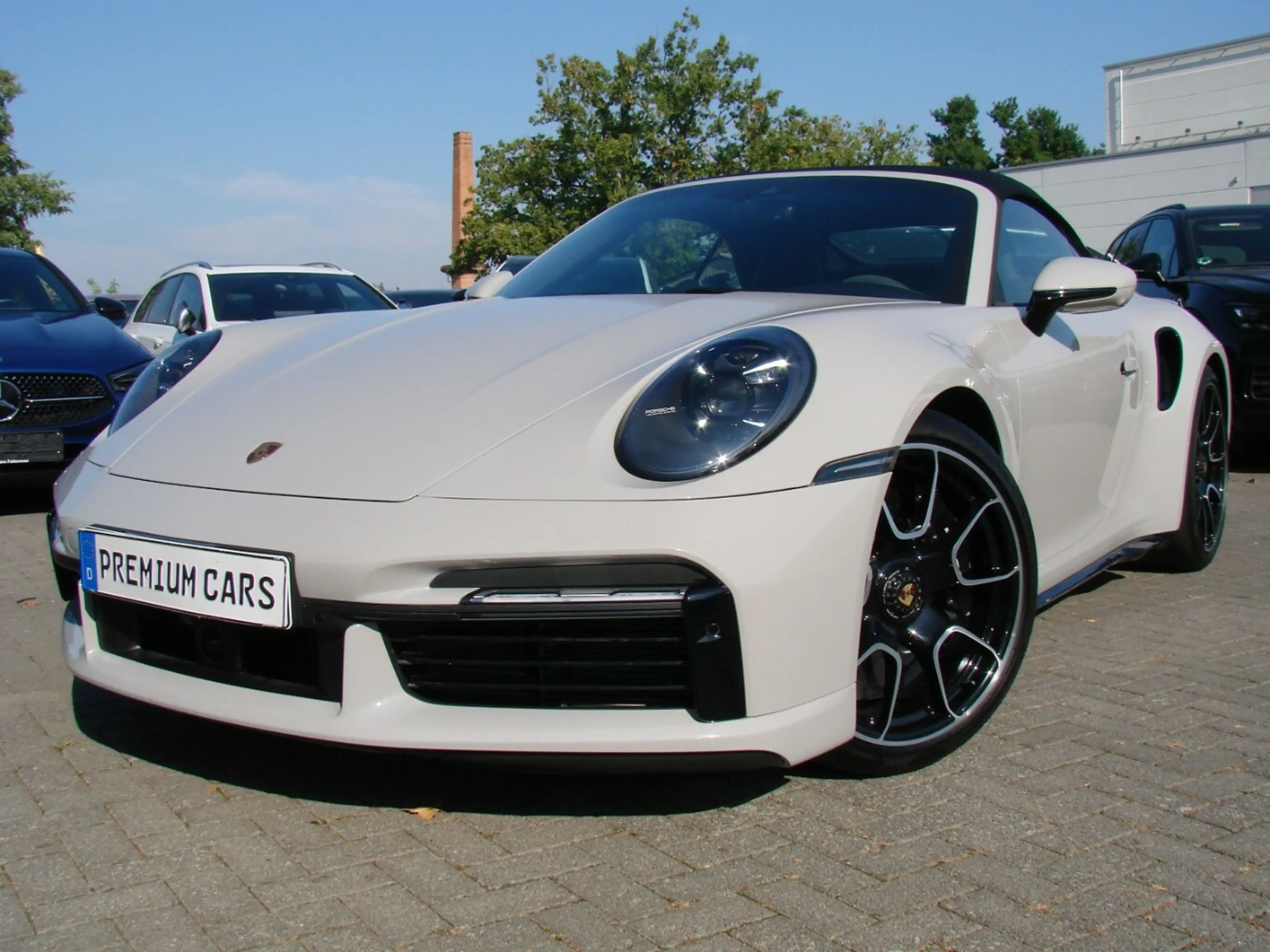 Porsche 992 Turbo S Matrix Lift ACC Burmester Keramik Memory — photo 3