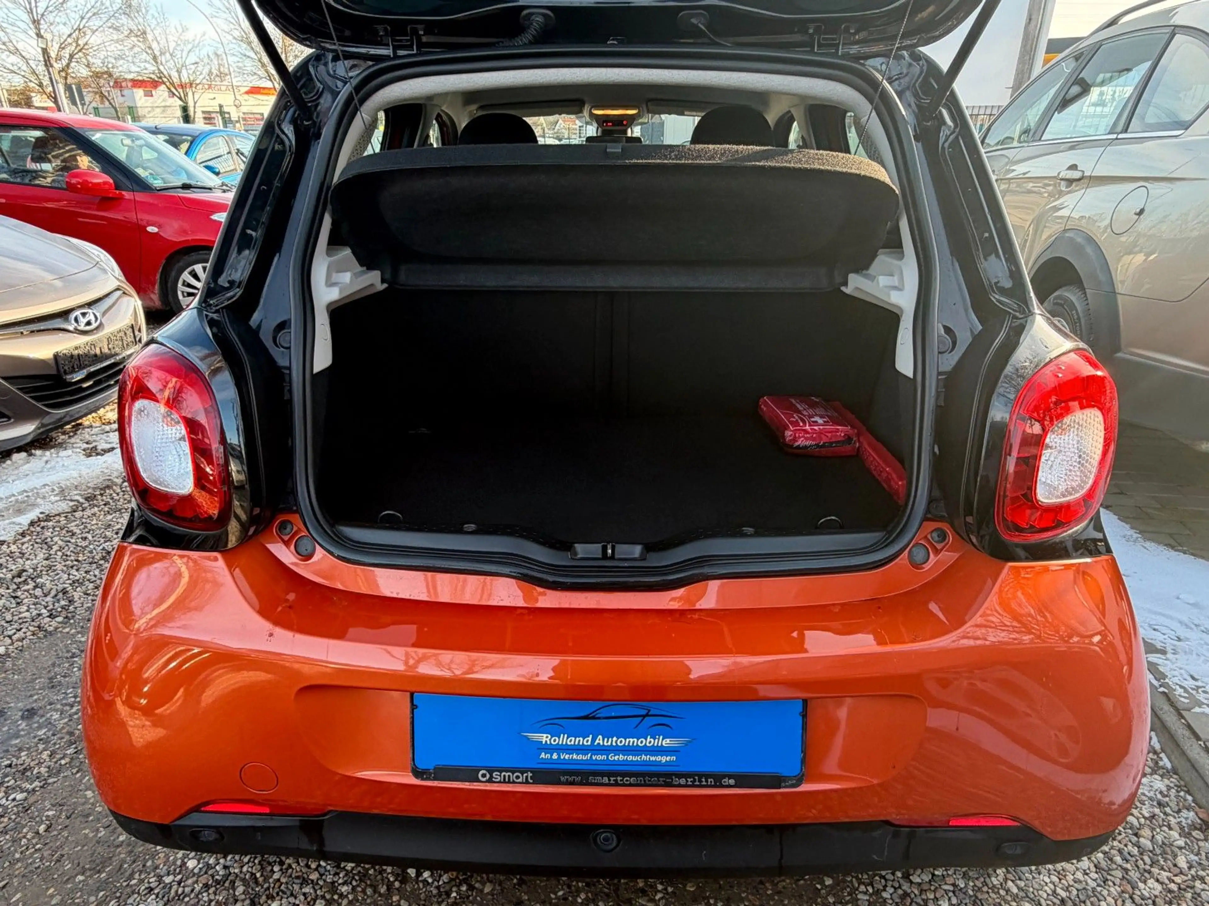 smart forFour *2.HD*Klima*SHZ*Navi*PDC*46.TKM*TÜV NEU — photo 9