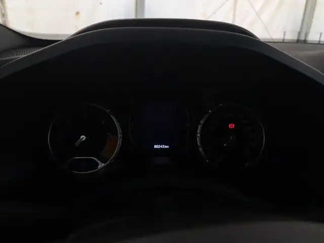 Jeep Renegade view 8
