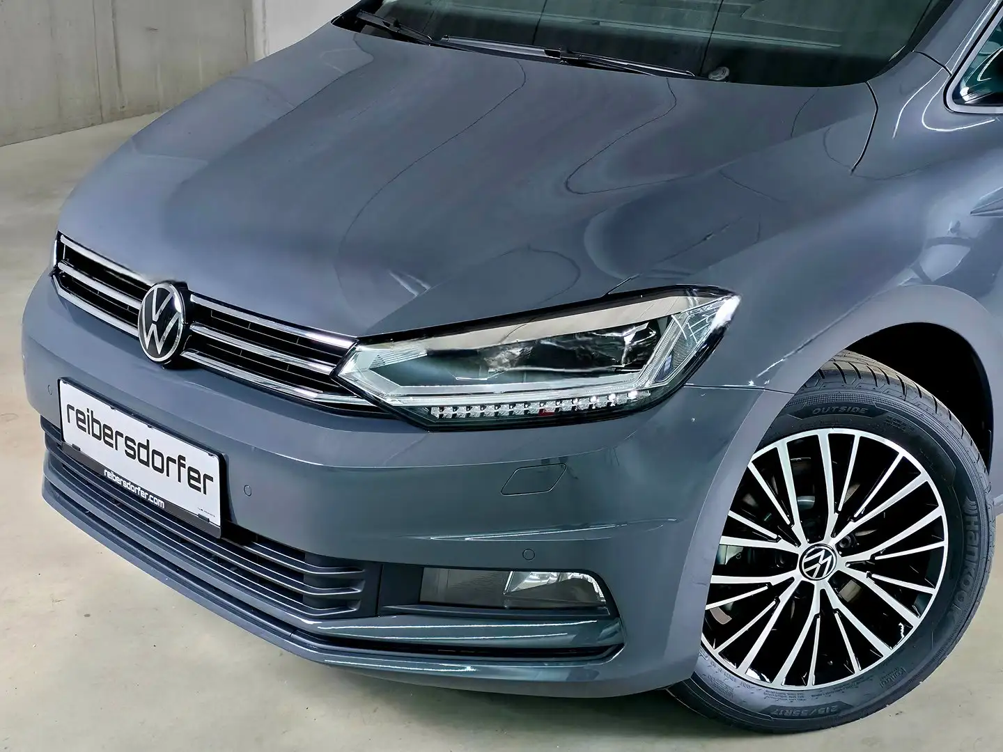 Volkswagen Touran Friends TSI DSG Grau - 2