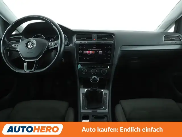 Volkswagen Golf view 12