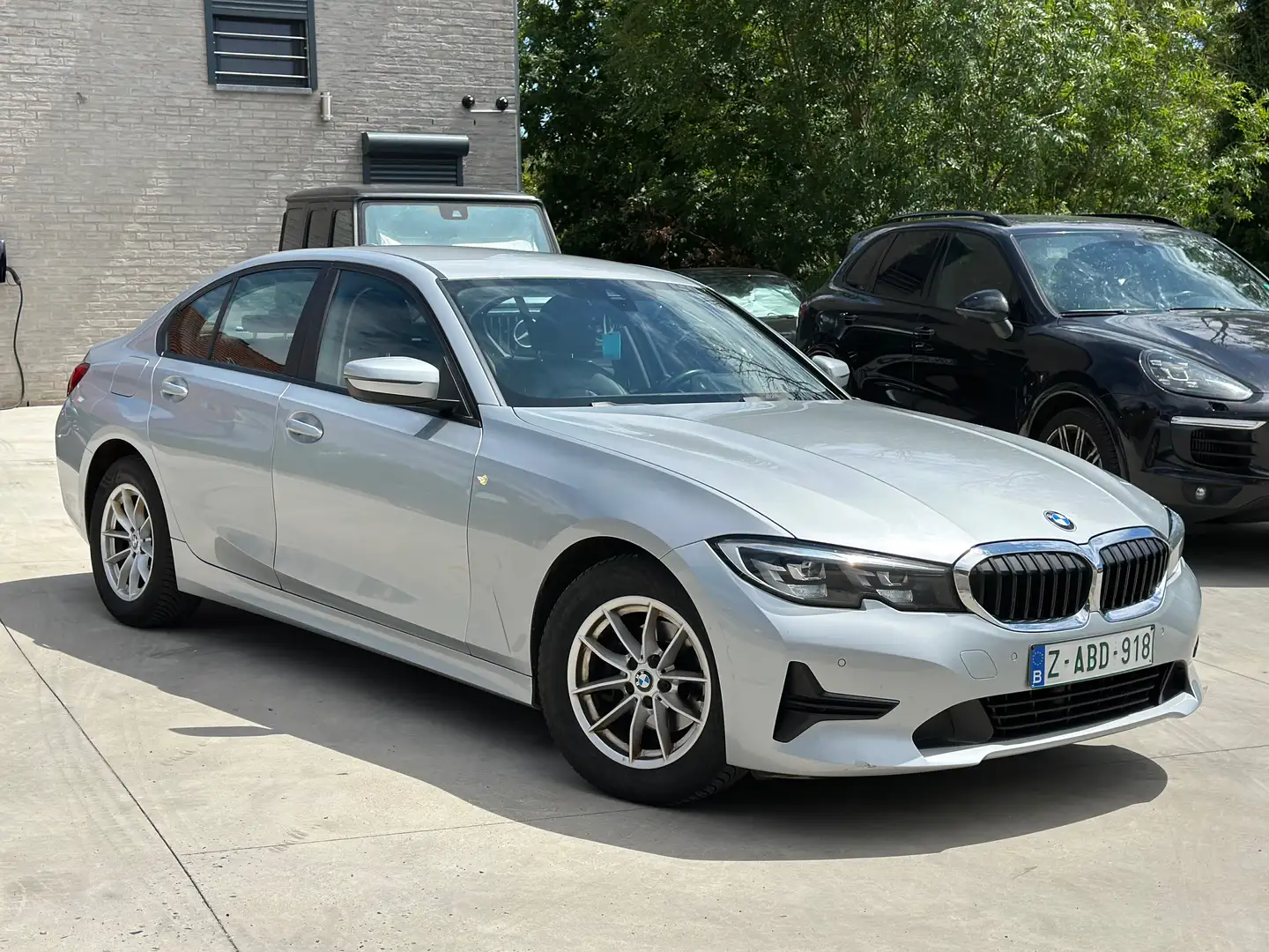 BMW 318 318 dA *1er propriétaire/ Cuir/ Garantie 12M* Gris - 2