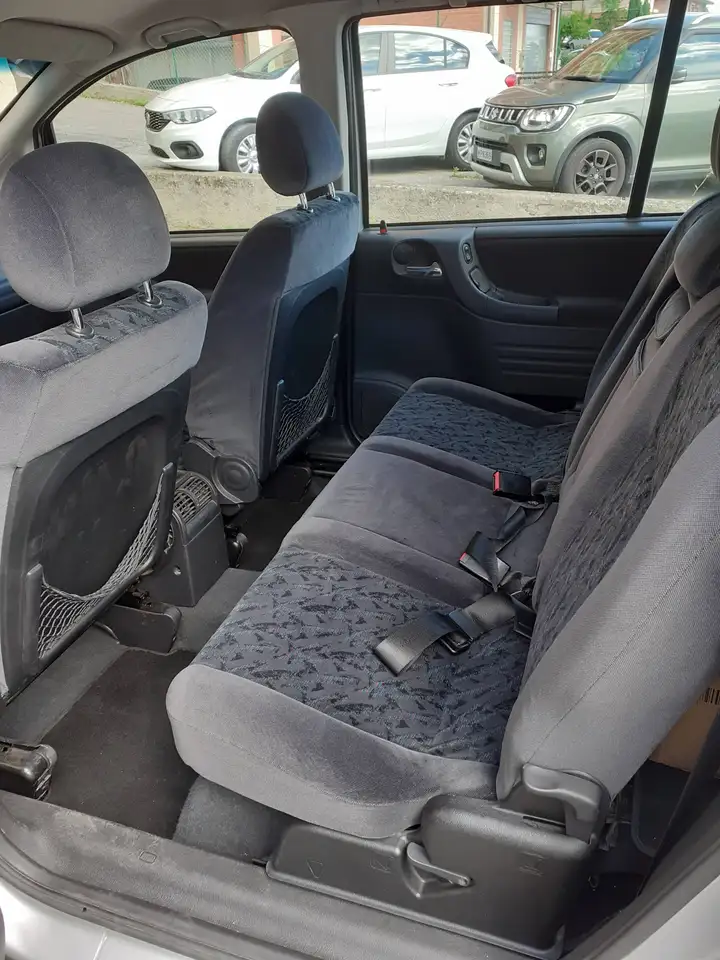 Opel Zafira 2.0 dti 16v Elegance, foto 6