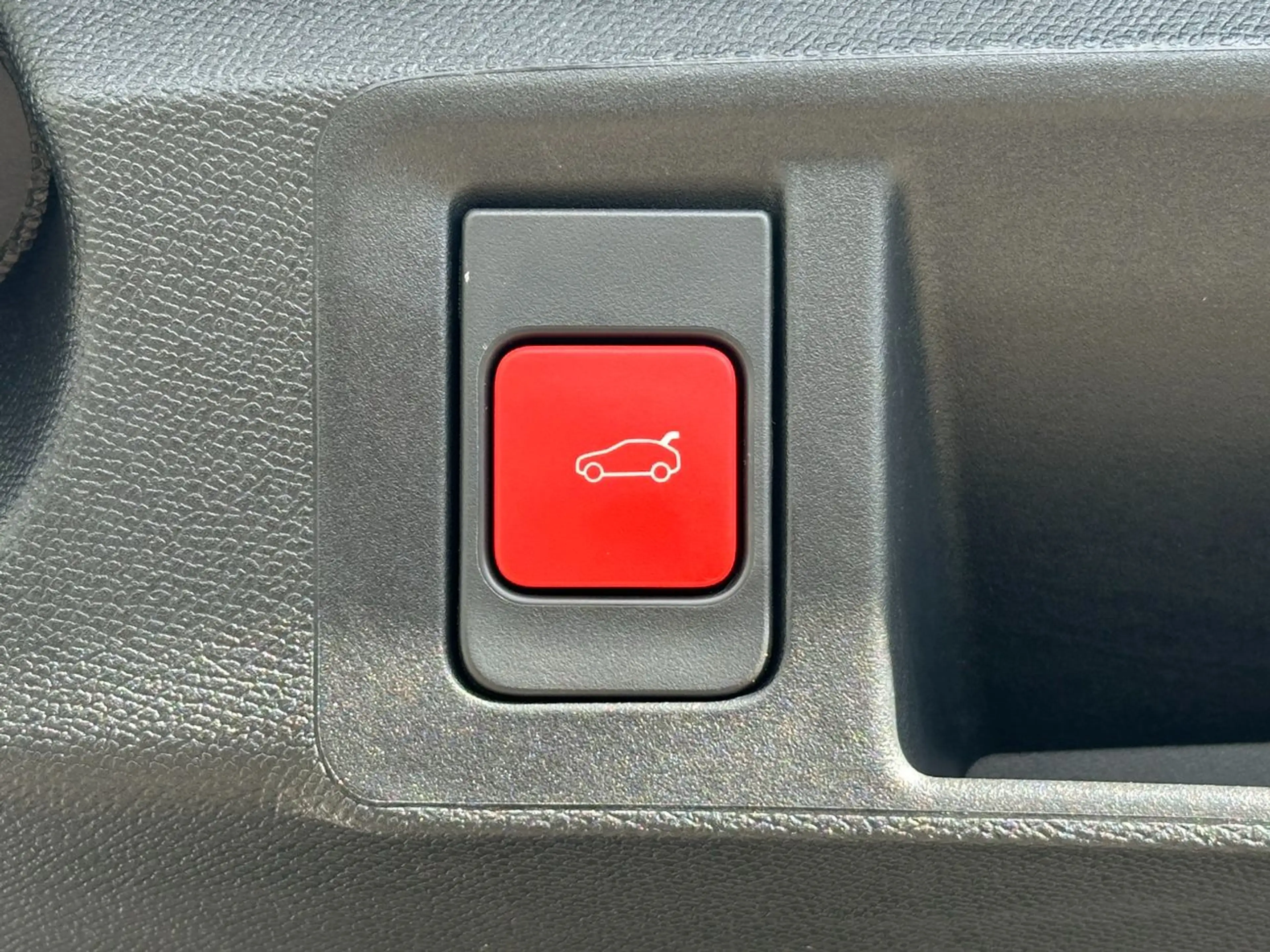 Peugeot 308 Elektromotor SW GT SHZ*360°Kam*Navi*LED*LM* — photo 8