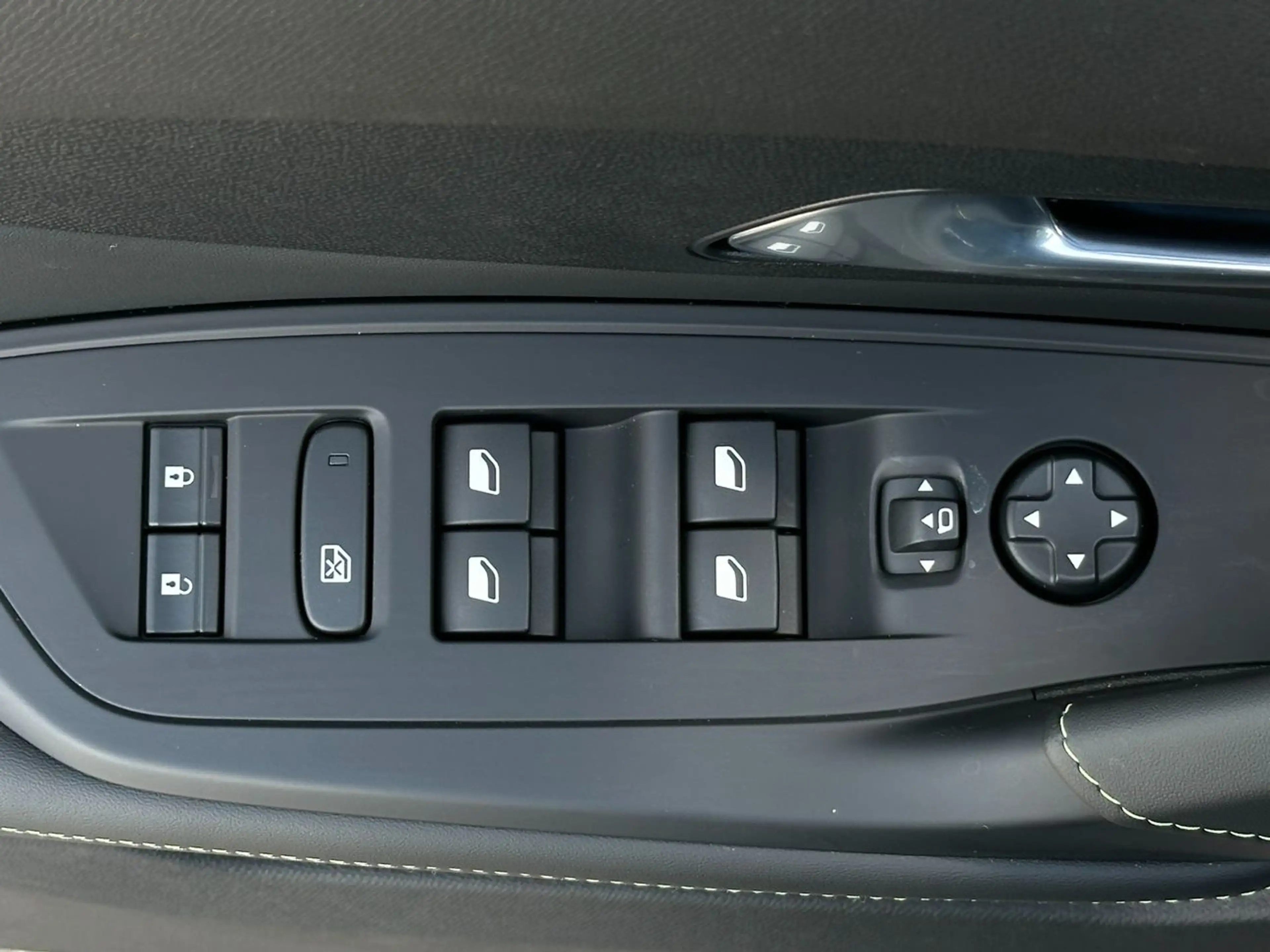 Peugeot 308 Elektromotor SW GT SHZ*360°Kam*Navi*LED*LM* — photo 15