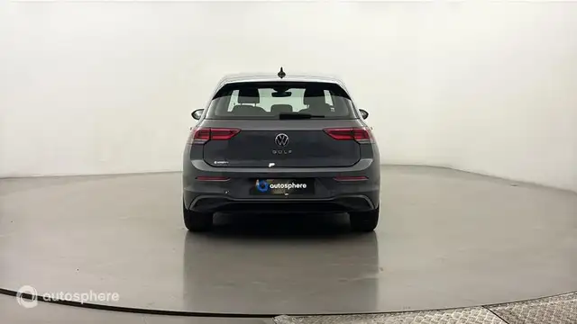 Volkswagen Golf view 6