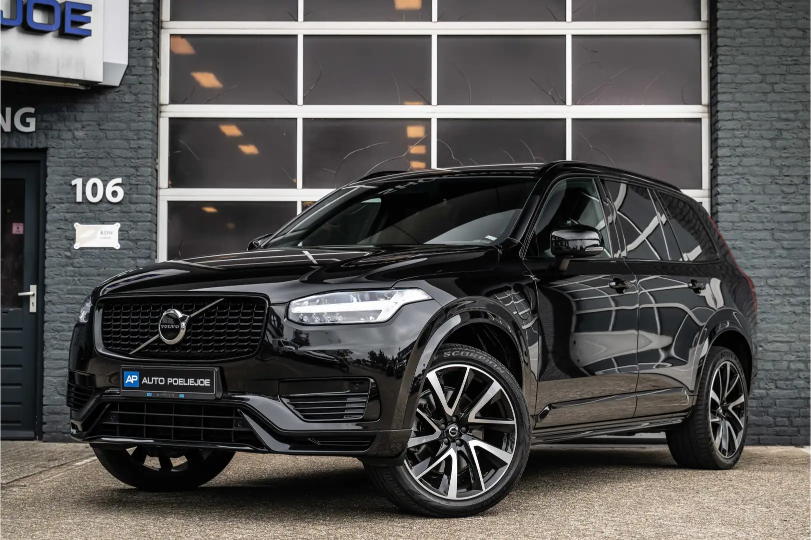 Volvo XC90 2.0 T8 Recharge AWD R-Design Pano, Leder, 360 Sero Noir - 1