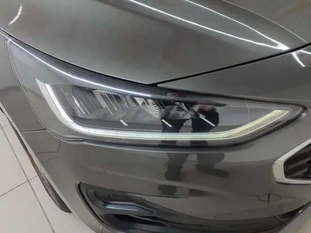 Ford Focus view 17