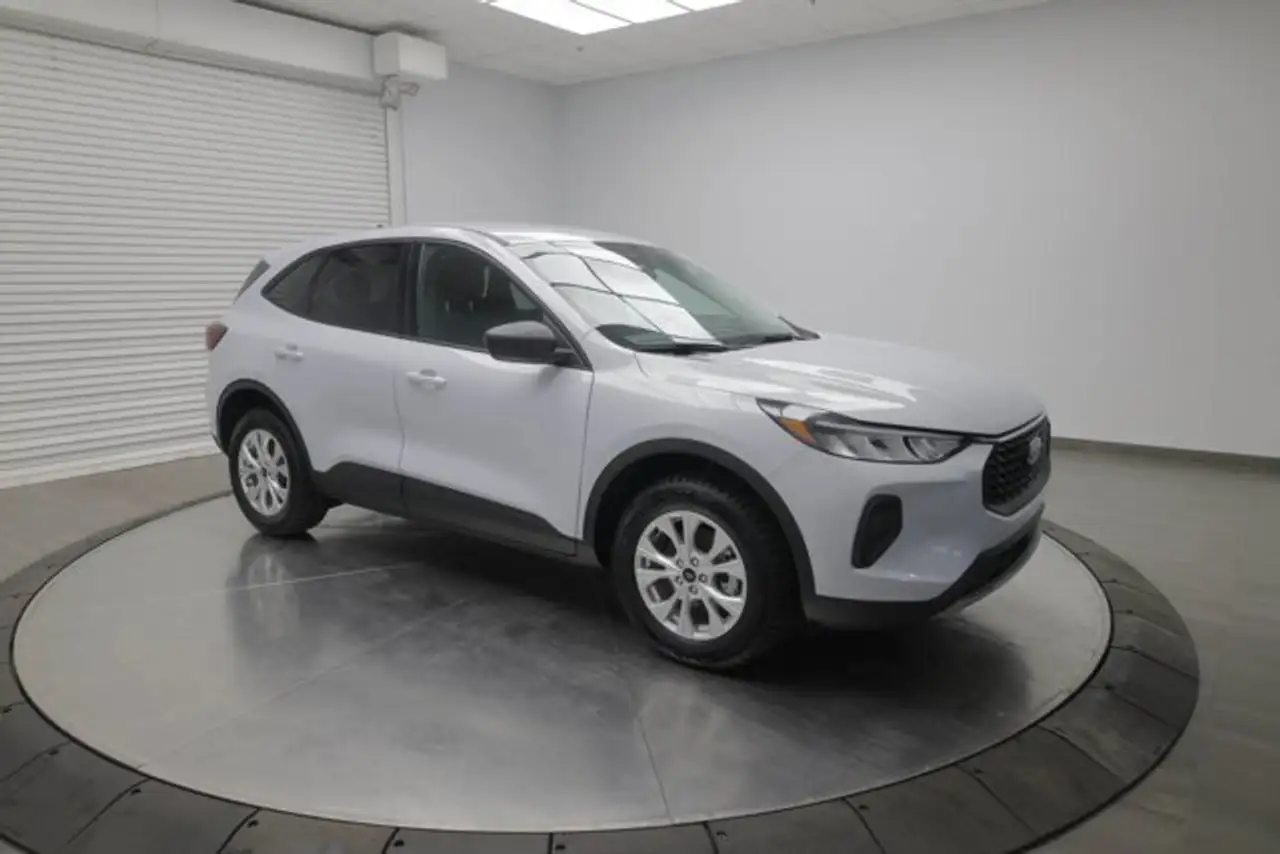 2025 Ford Escape