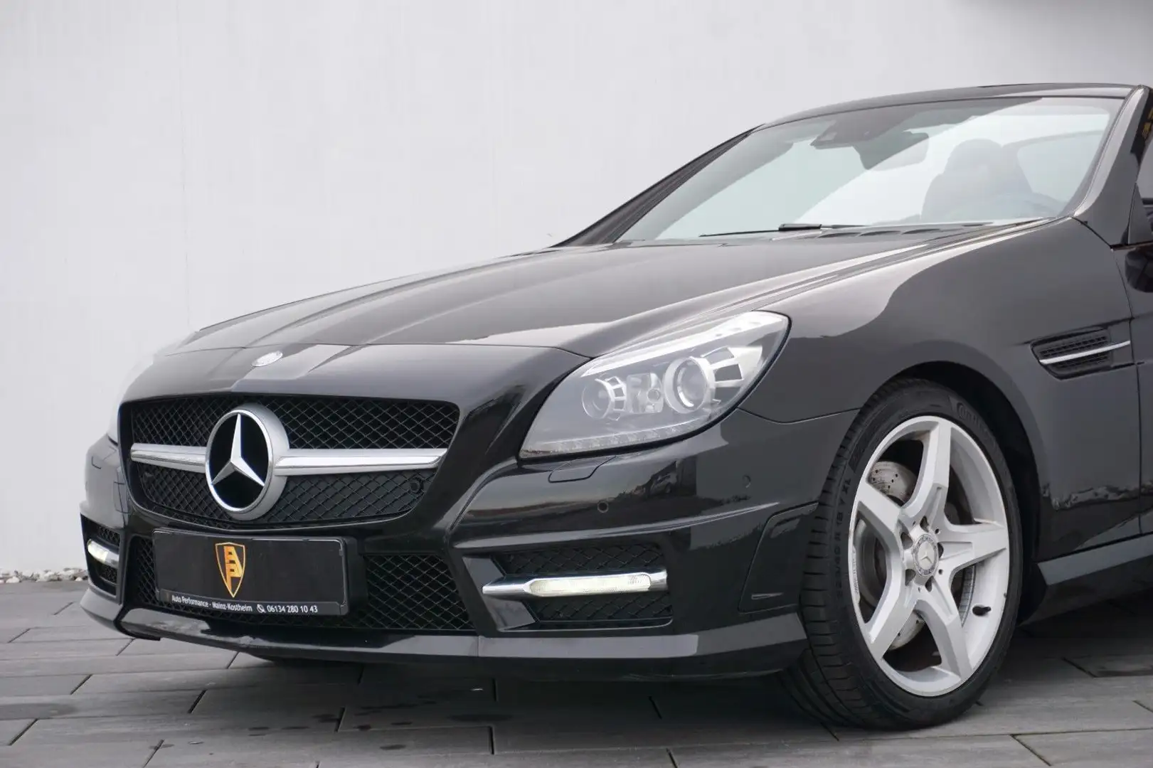 Mercedes-Benz SLK 350 BE 3xAMG-Line|BRD|MagicSky|COMAND|KEYLES Schwarz - 2