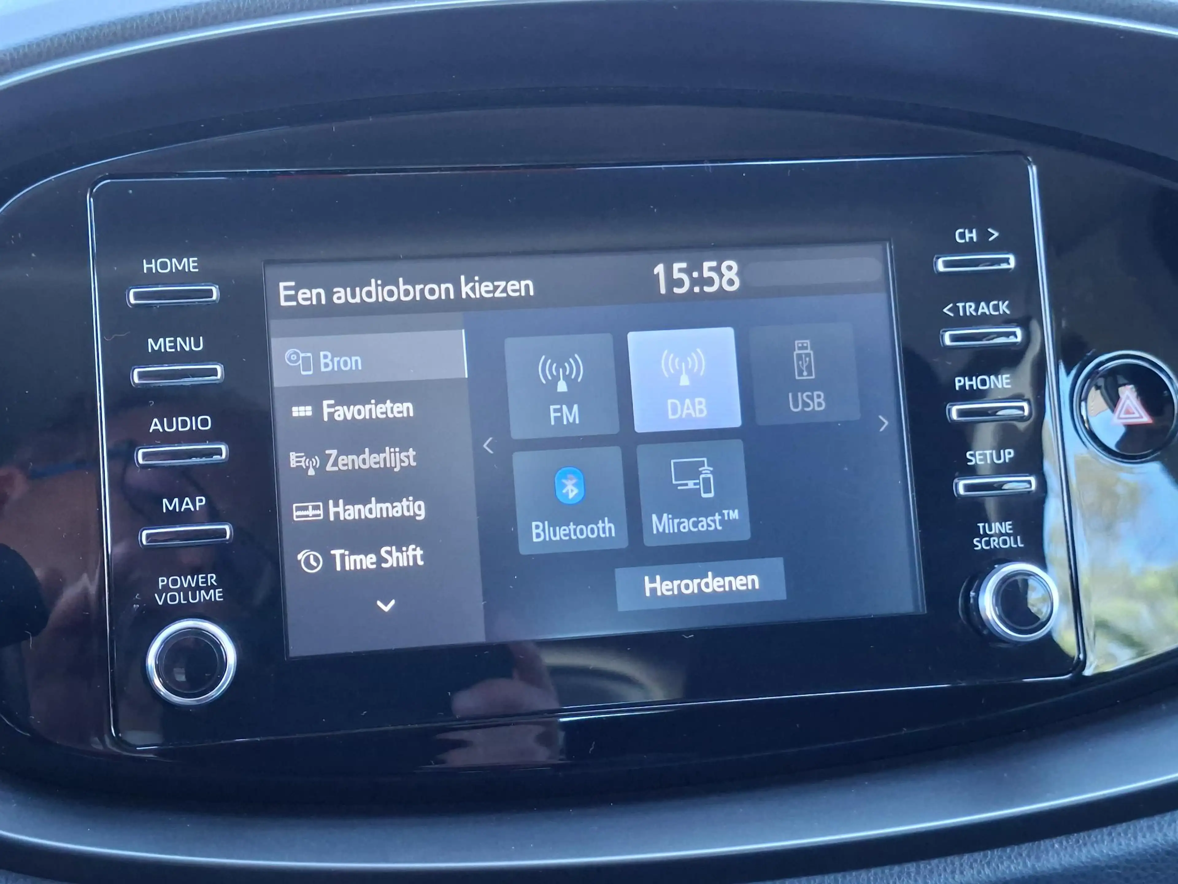Toyota Aygo X 1.0 VVT-i MT Play | Cruise | Apple Carplay / Andro — photo 6