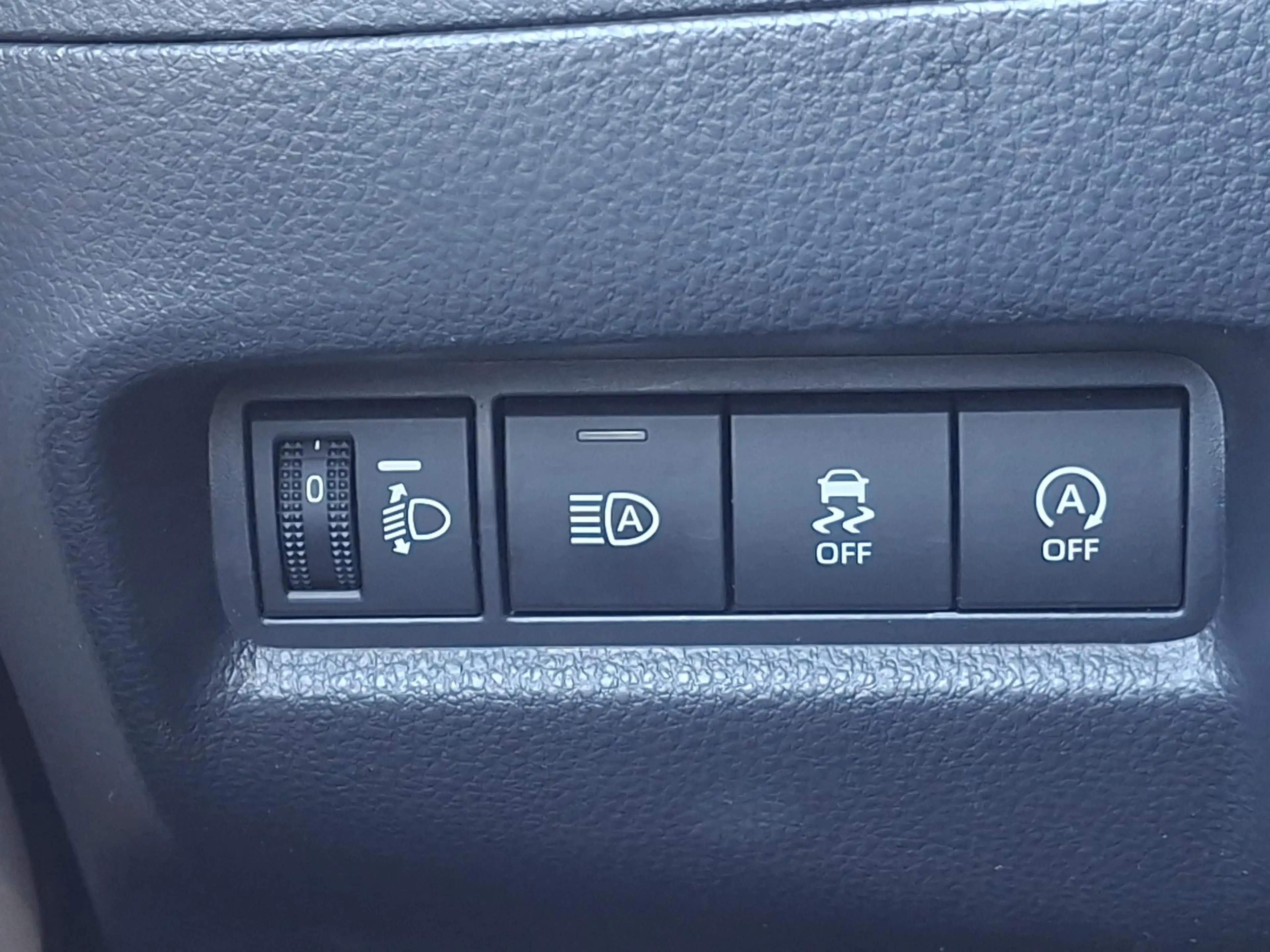 Toyota Aygo X 1.0 VVT-i MT Play | Cruise | Apple Carplay / Andro — photo 14