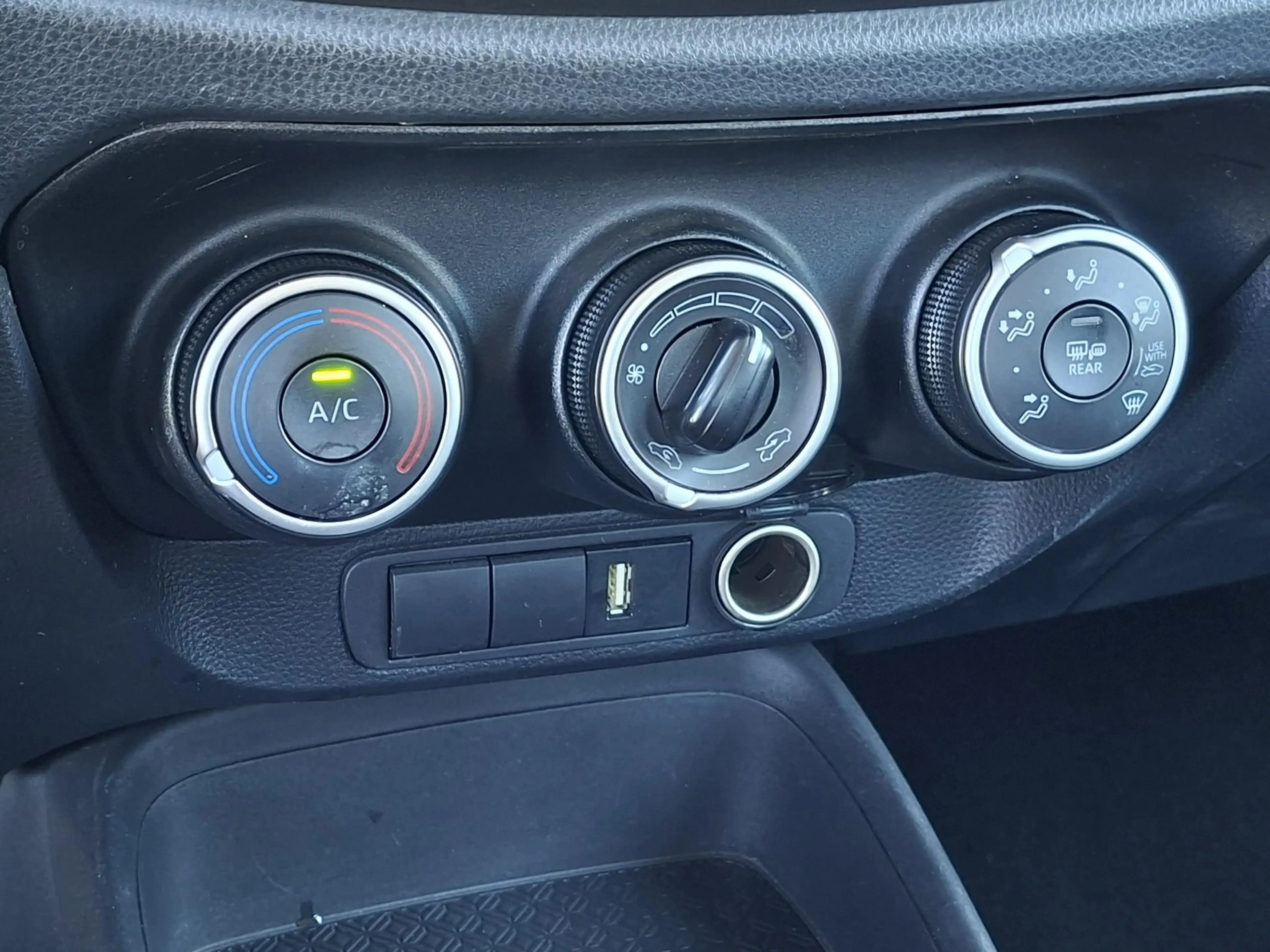 Toyota Aygo X 1.0 VVT-i MT Play | Cruise | Apple Carplay / Andro — photo 11
