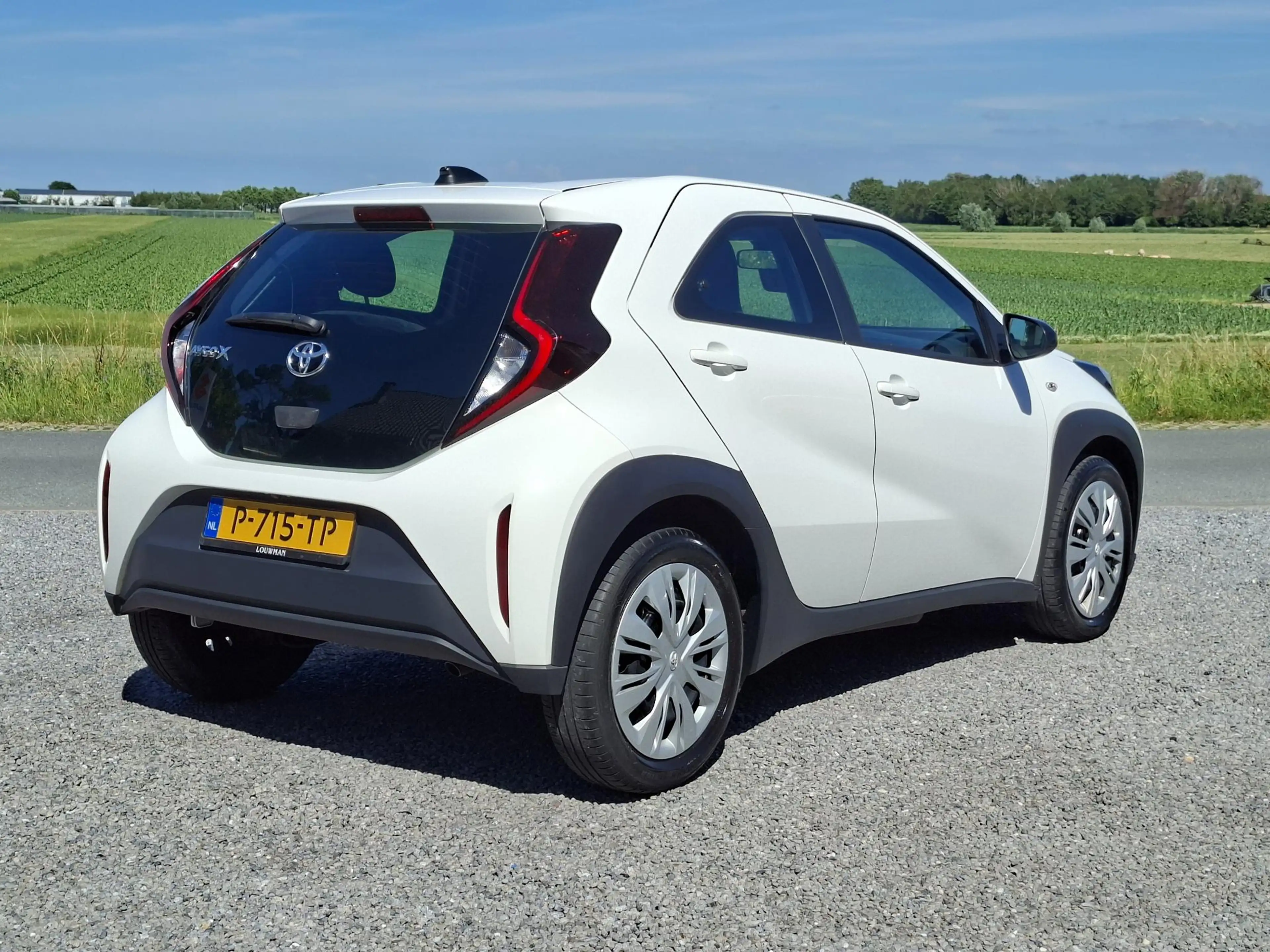 Toyota Aygo X 1.0 VVT-i MT Play | Cruise | Apple Carplay / Andro — photo 3
