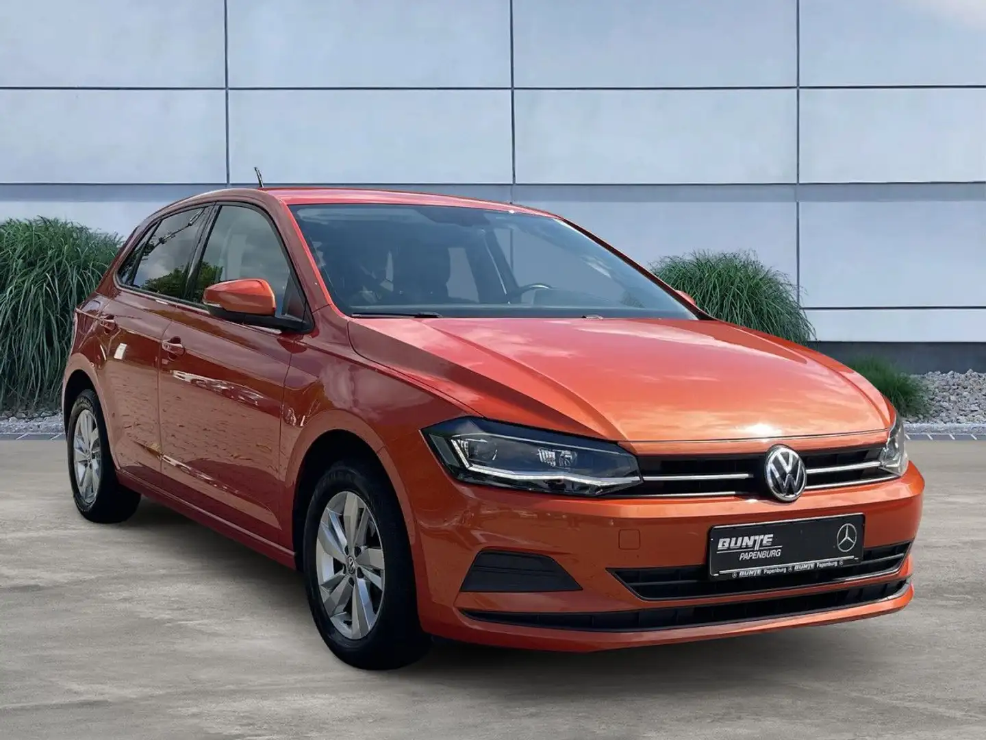 Volkswagen Polo 1.0 TSI Comfortline/ACC/LED/TOUCHSCREEN// Orange - 2