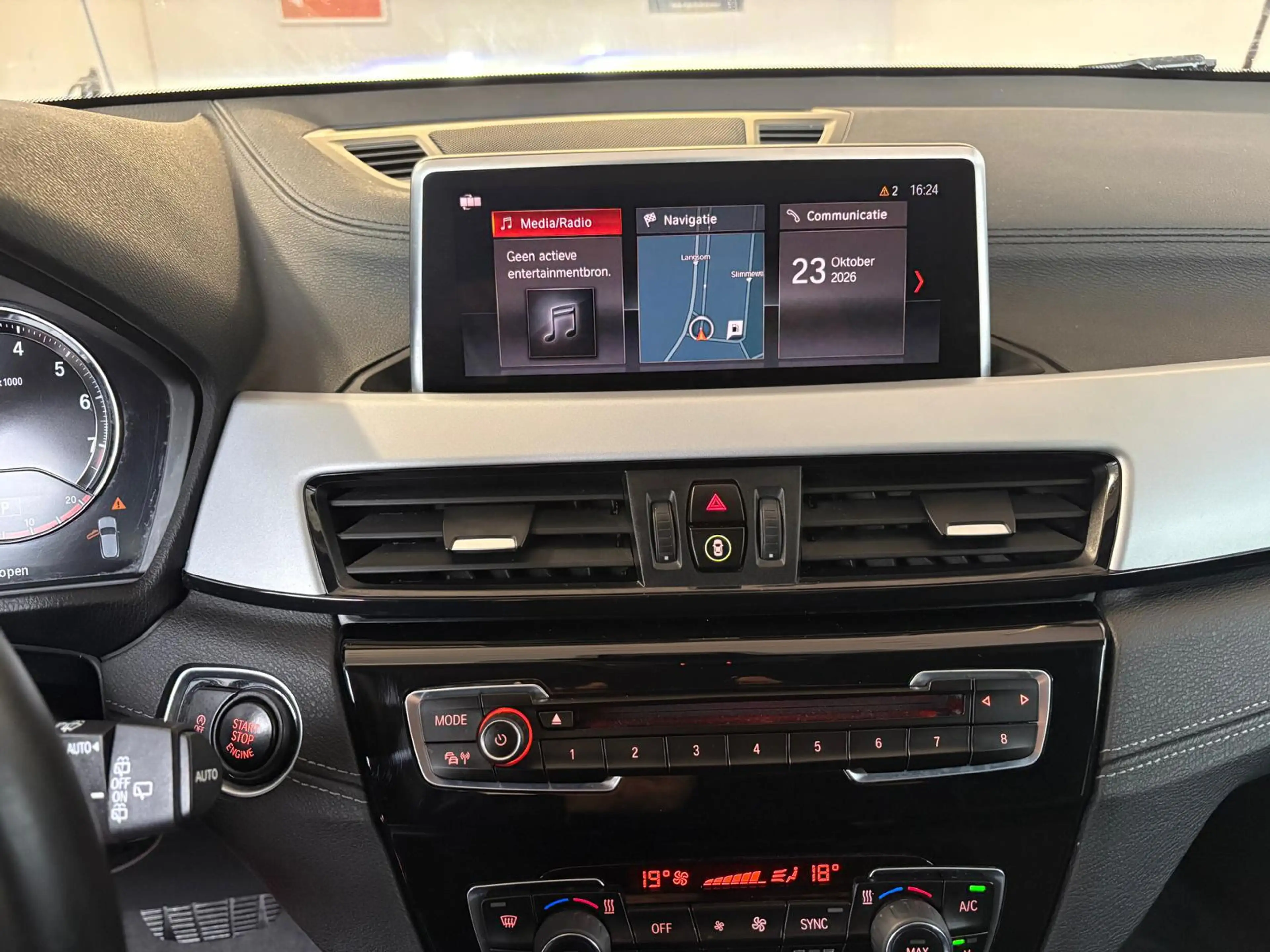 BMW X2 1.8 HIGH EXECUTIVE AUT/STOELVERW/NAV/CAMERA — photo 20