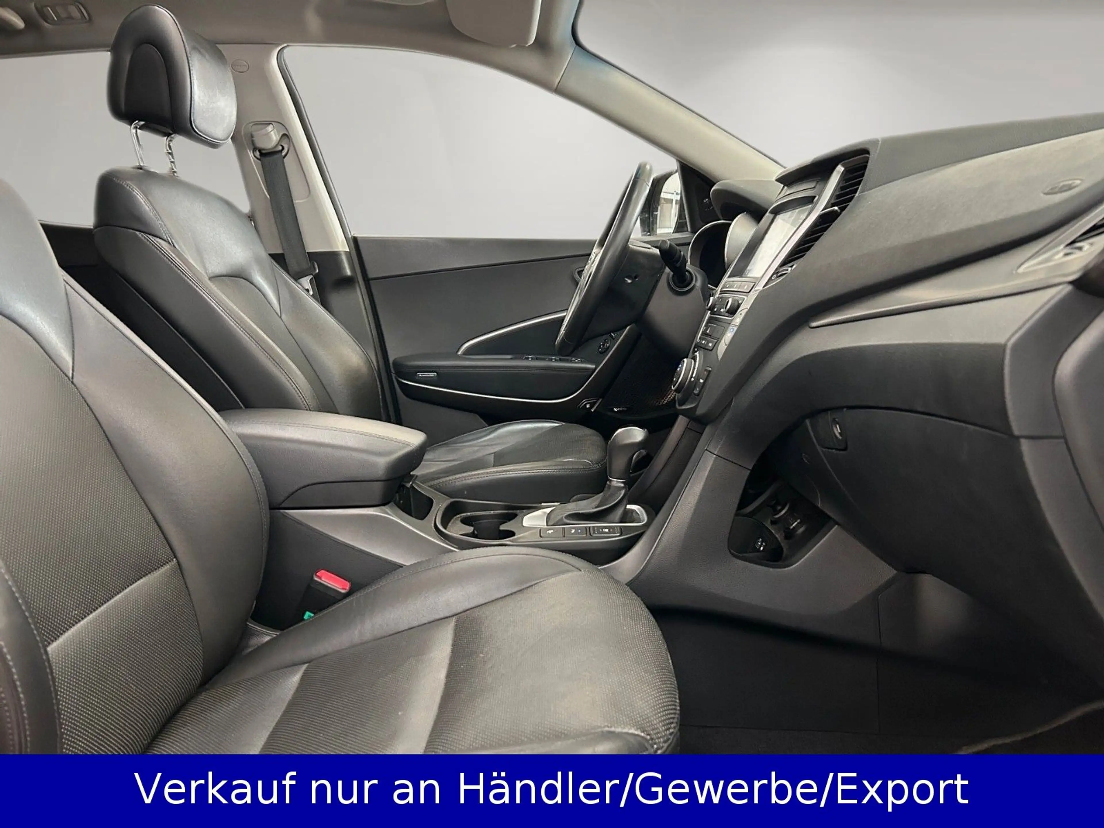 Hyundai SANTA FE 2.2 CRDi 4WD 1.Hand 7-Sitzer Automatik — photo 14