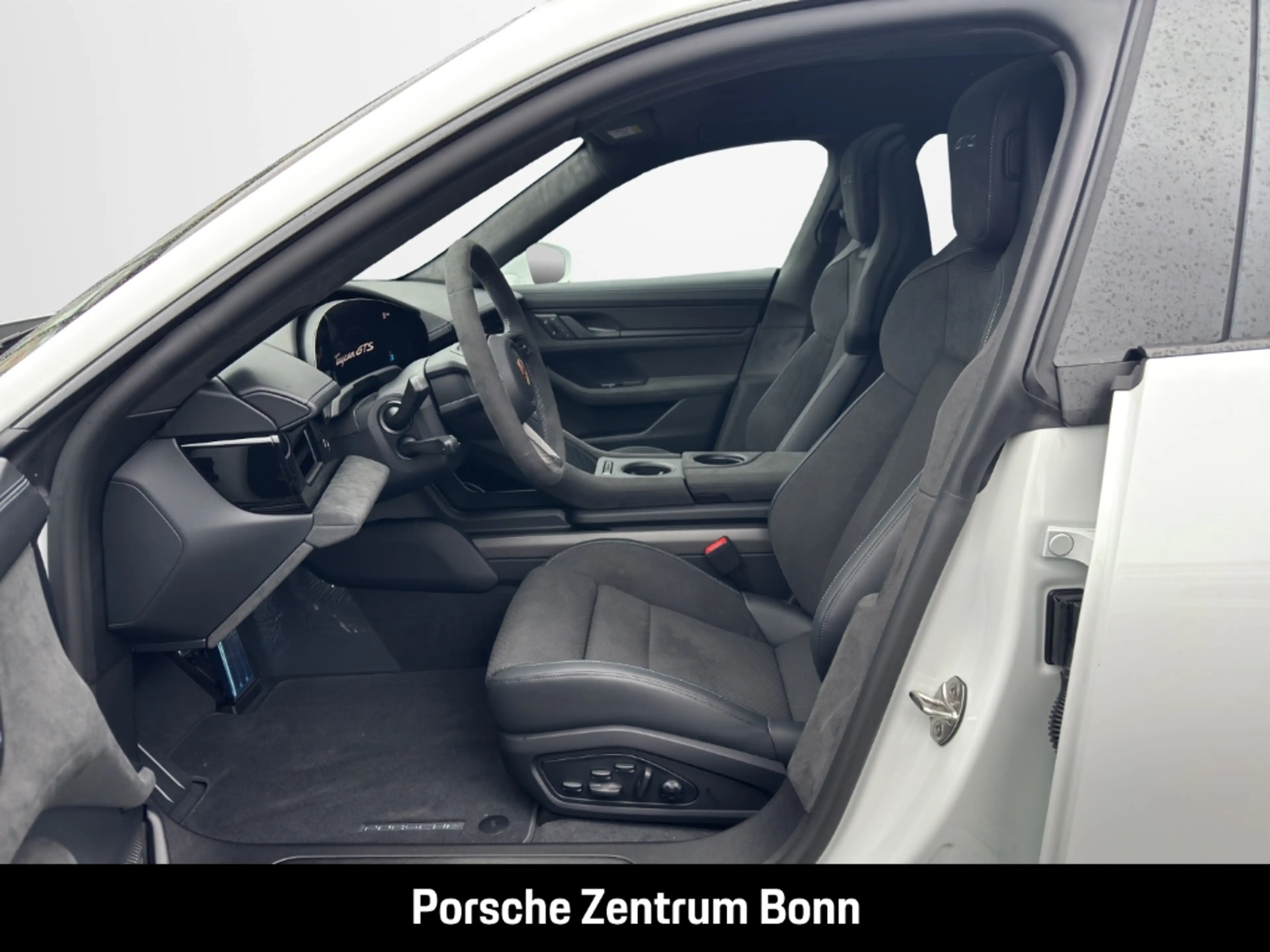Porsche Taycan GTS Sport Turismo HA-Lenkung Active-Ride — photo 9