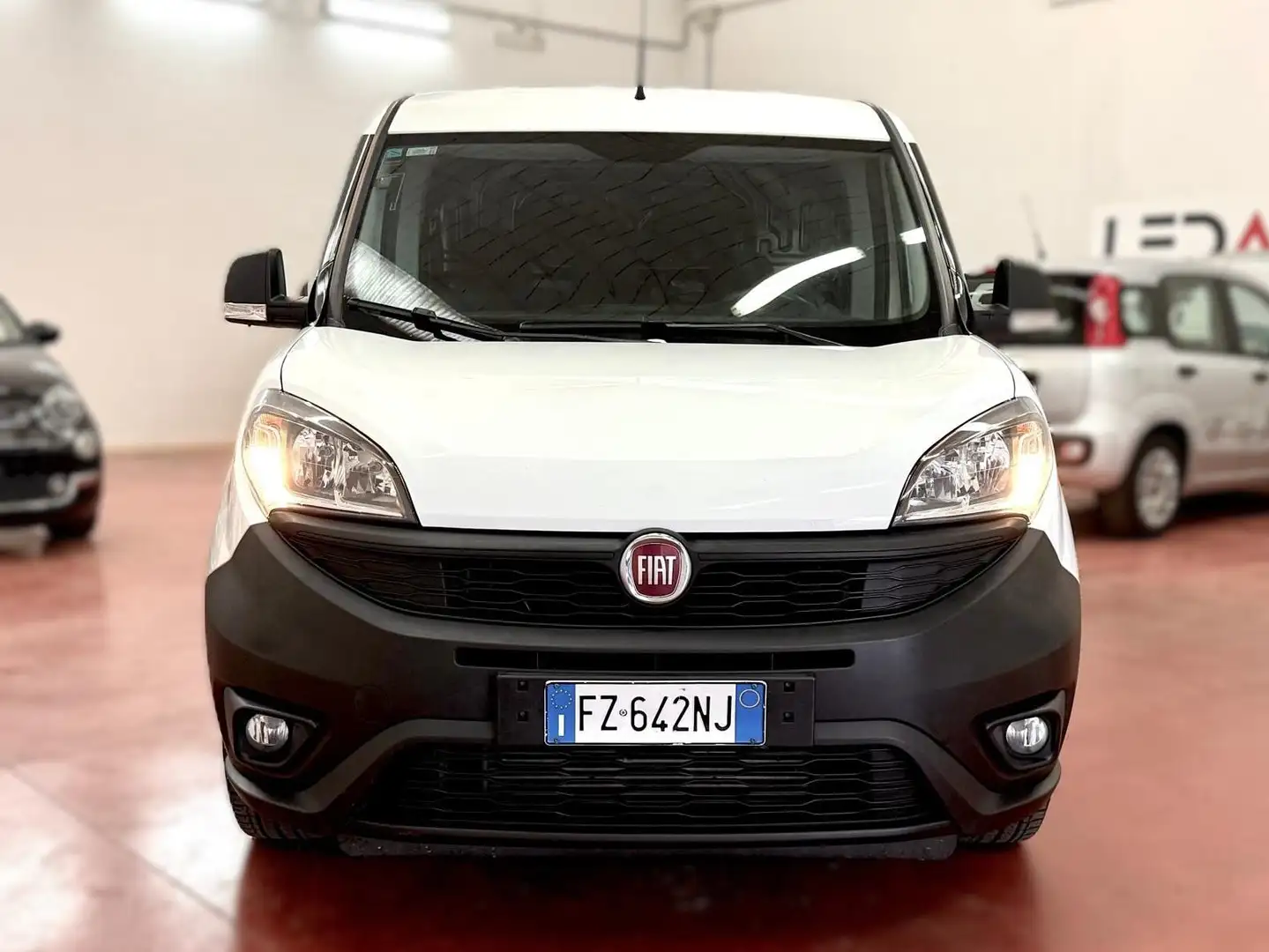 Fiat Doblo 1.4 T-JET natural power 120cv 3 POSTI NEOPATENTATI Білий - 2