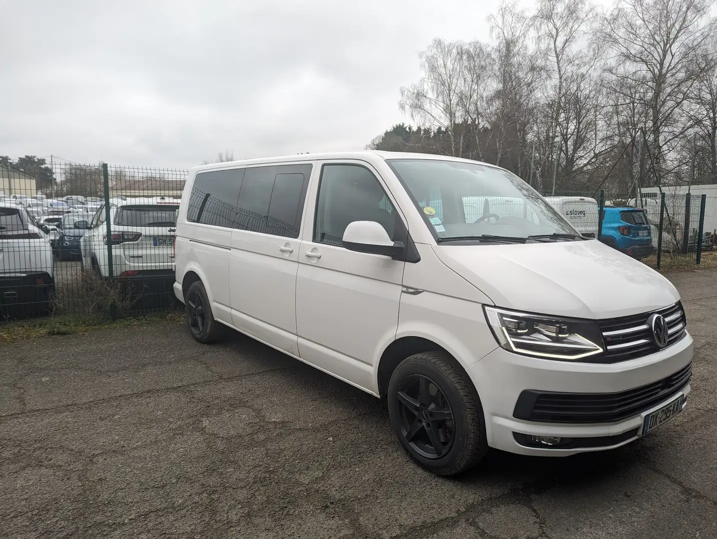 Volkswagen T6 Caravelle 2.0 TDI 204 BMT Longue DSG7 4Motion Confortline - 2