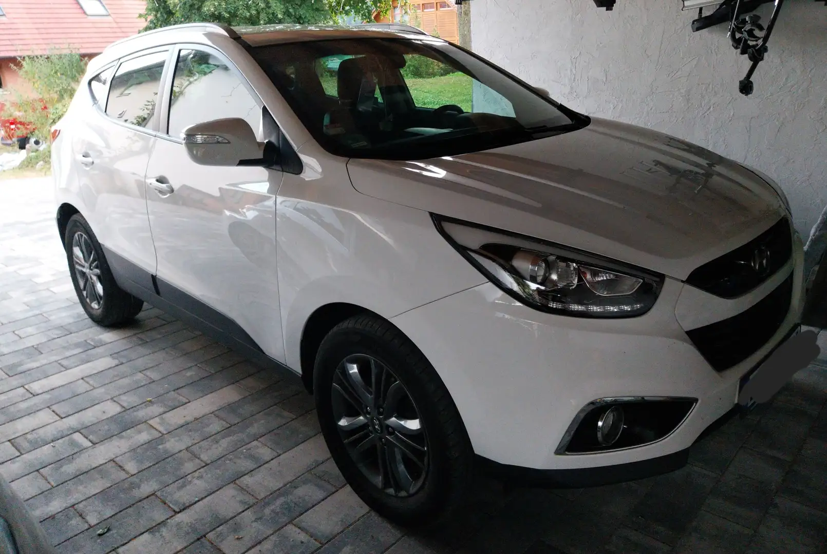 Hyundai iX35 ix35 Diesel 1.7 CRDi 2WD Fifa World Cup Edition Blanc - 1