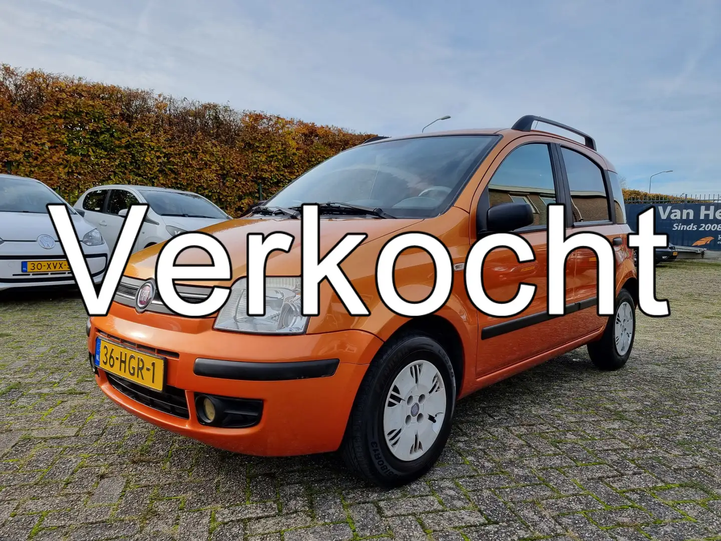 Fiat Panda 1.2 Emotion AUTOMAAT ✅LEUKE AUTO! ✅NIEUWE APK Orange - 1