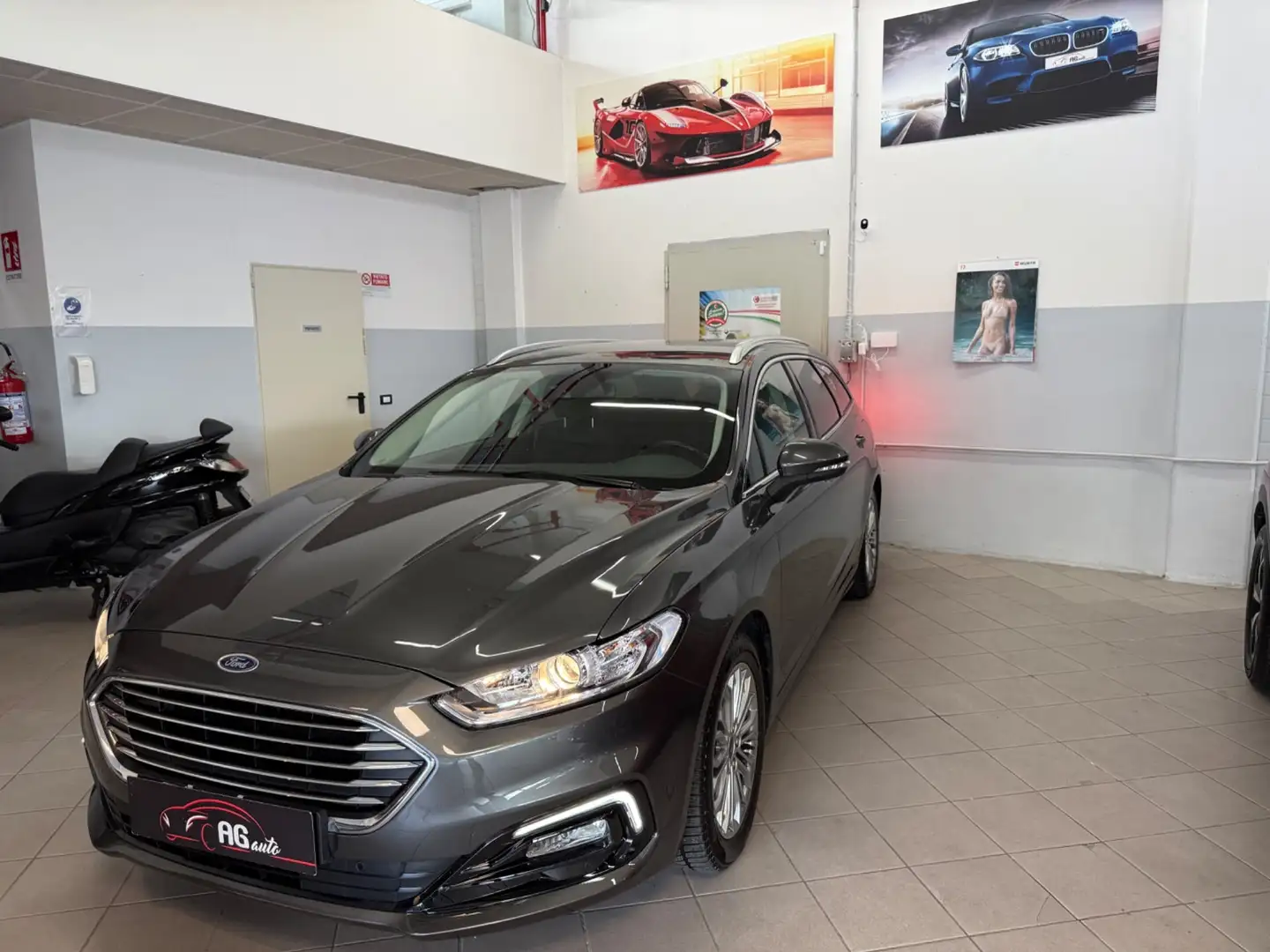 Ford Mondeo 2.0 EcoBlue 150 CV S&S SW Titanium Business Grigio - 1