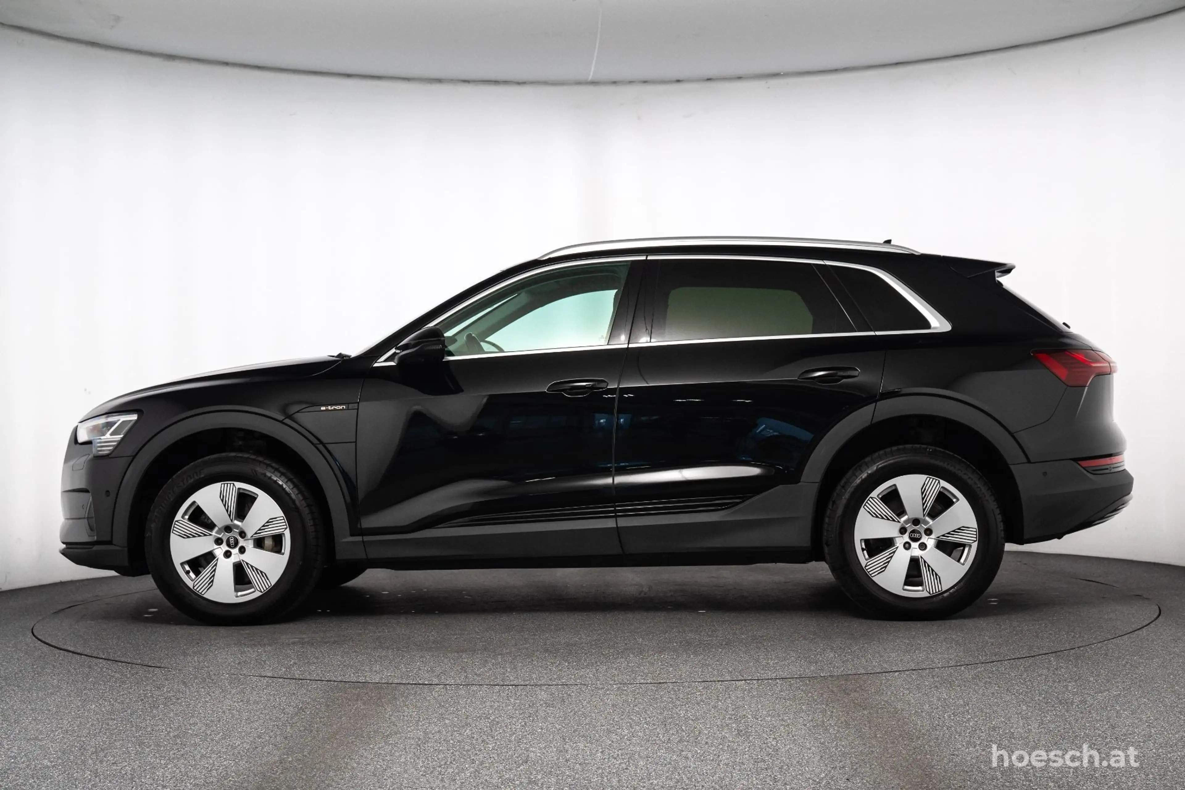 Audi e-tron 55 quattro TRAUMEXTRAS ERSTBESITZ -69% — photo 3