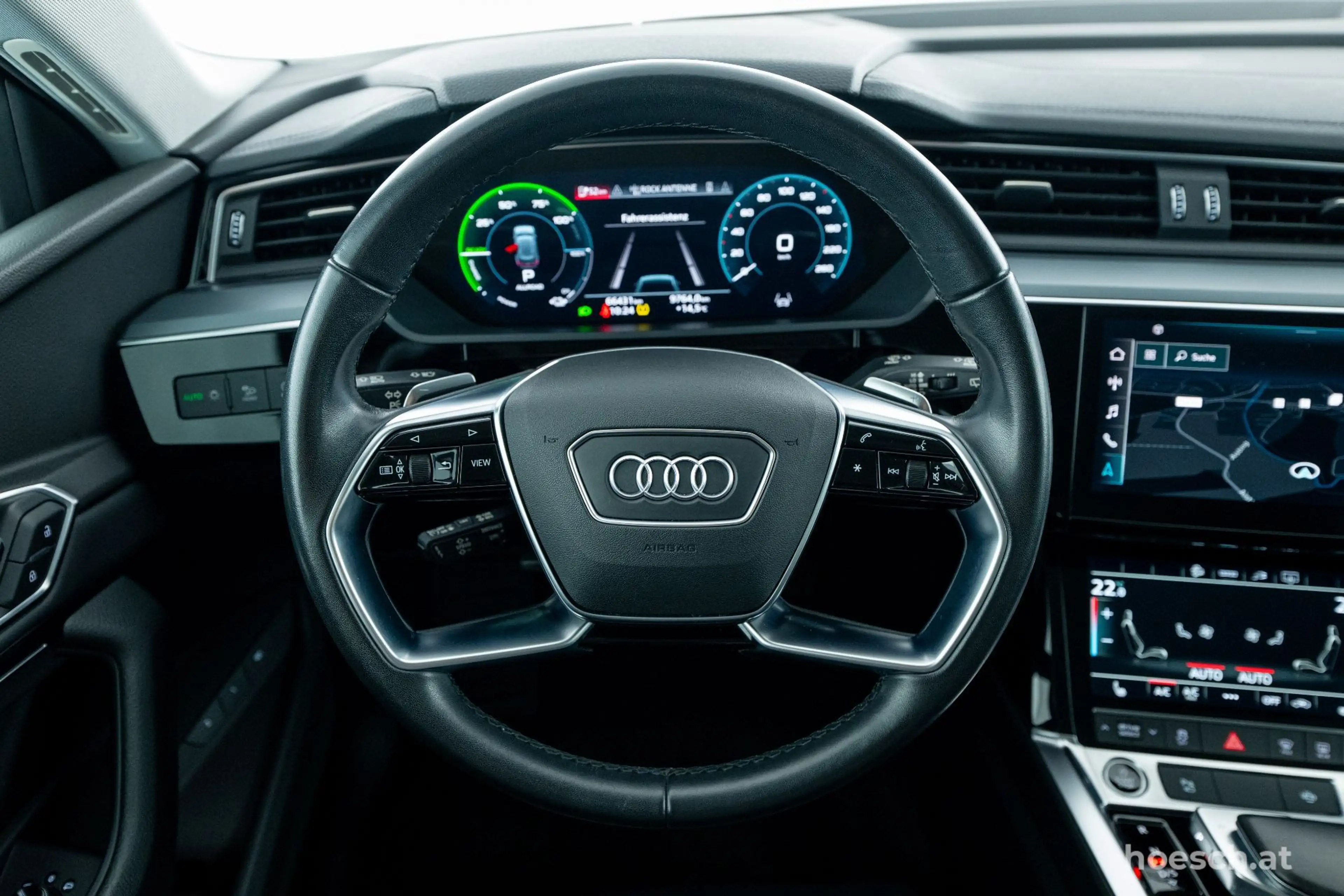 Audi e-tron 55 quattro TRAUMEXTRAS ERSTBESITZ -69% — photo 6