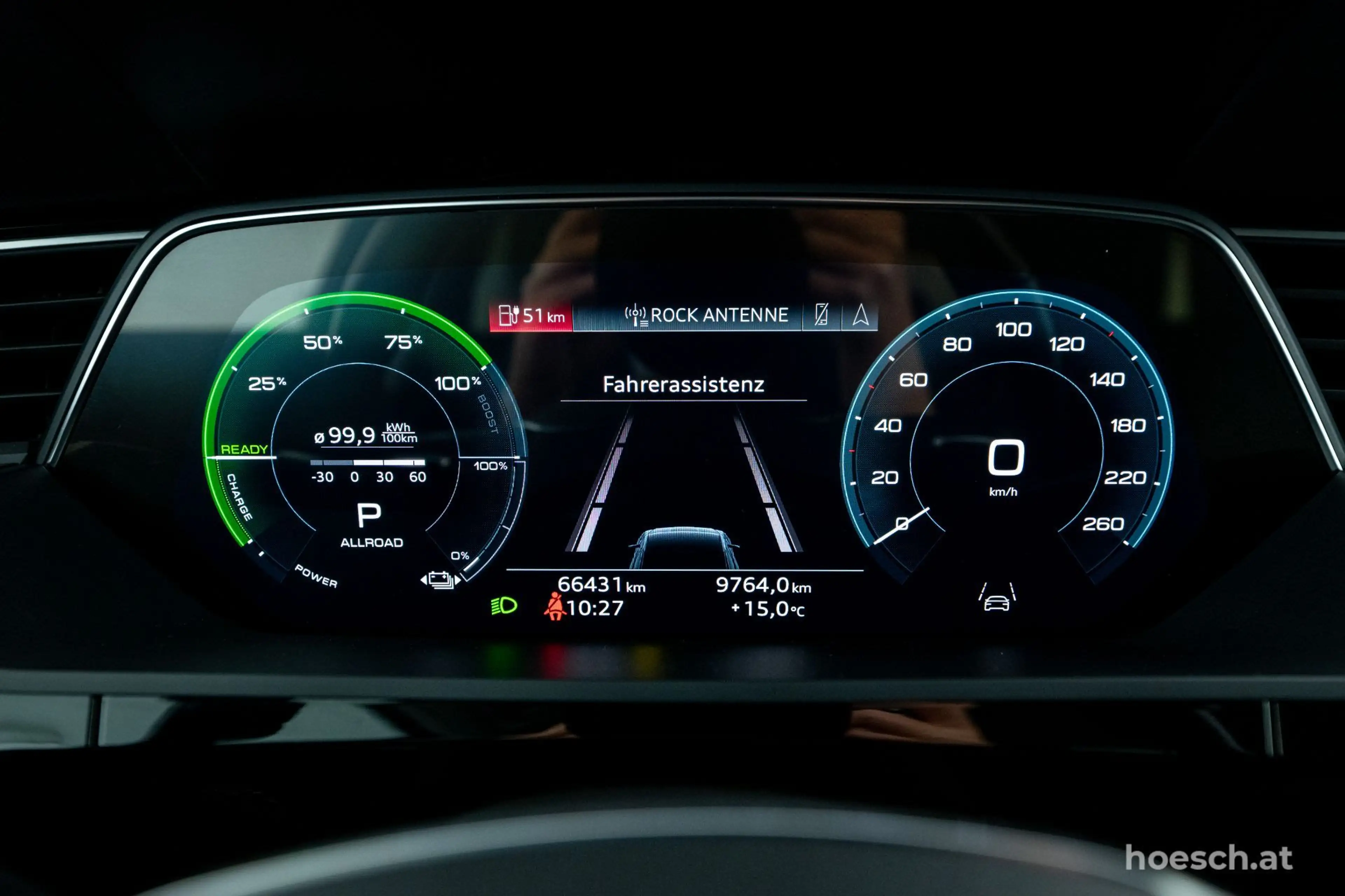 Audi e-tron 55 quattro TRAUMEXTRAS ERSTBESITZ -69% — photo 10