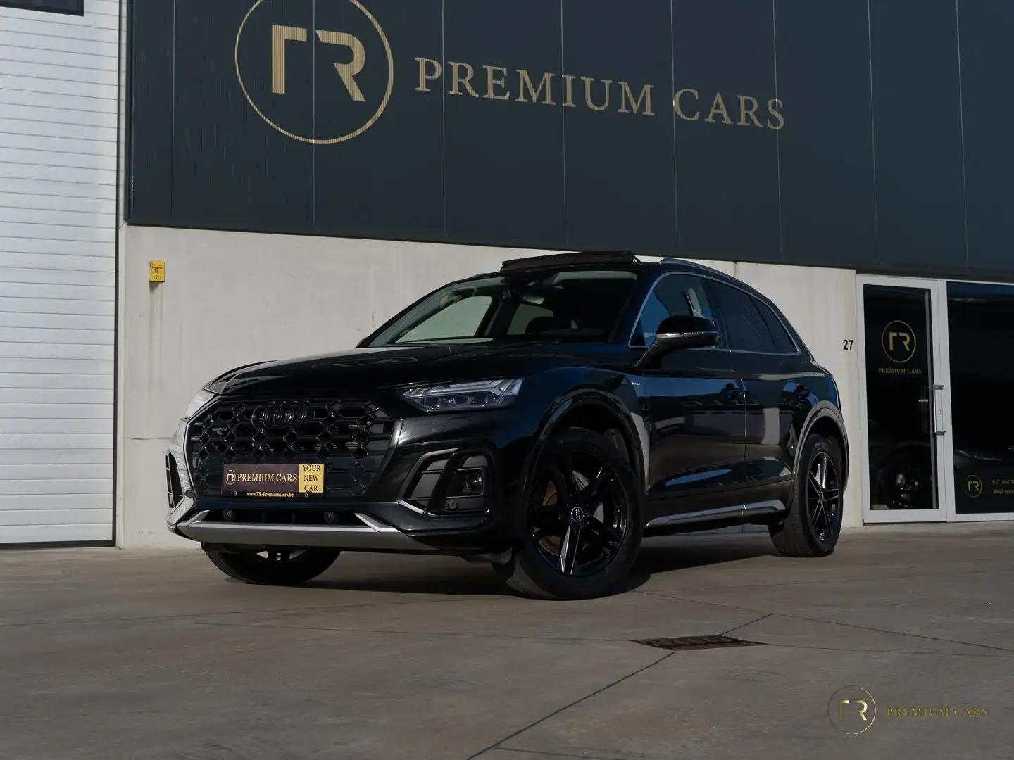 Audi Q5 PHEV l 50 TFSIe l Quattro l S line l Pano l Camera Zwart - 1