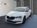 Skoda Superb Combi Sportline 4x4+AHK+DCC+DSG+ACC+STHZG Weiß - thumbnail 1